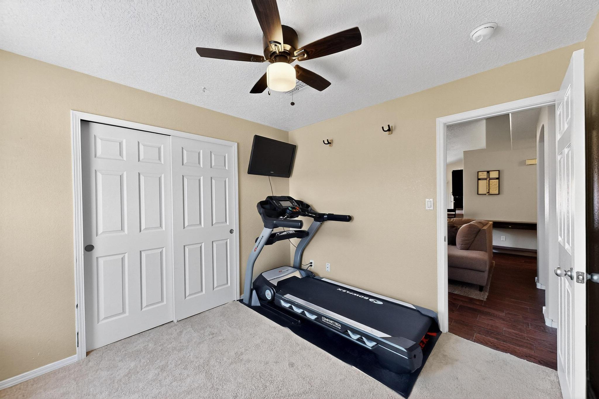 1223 Telstar Loop NW