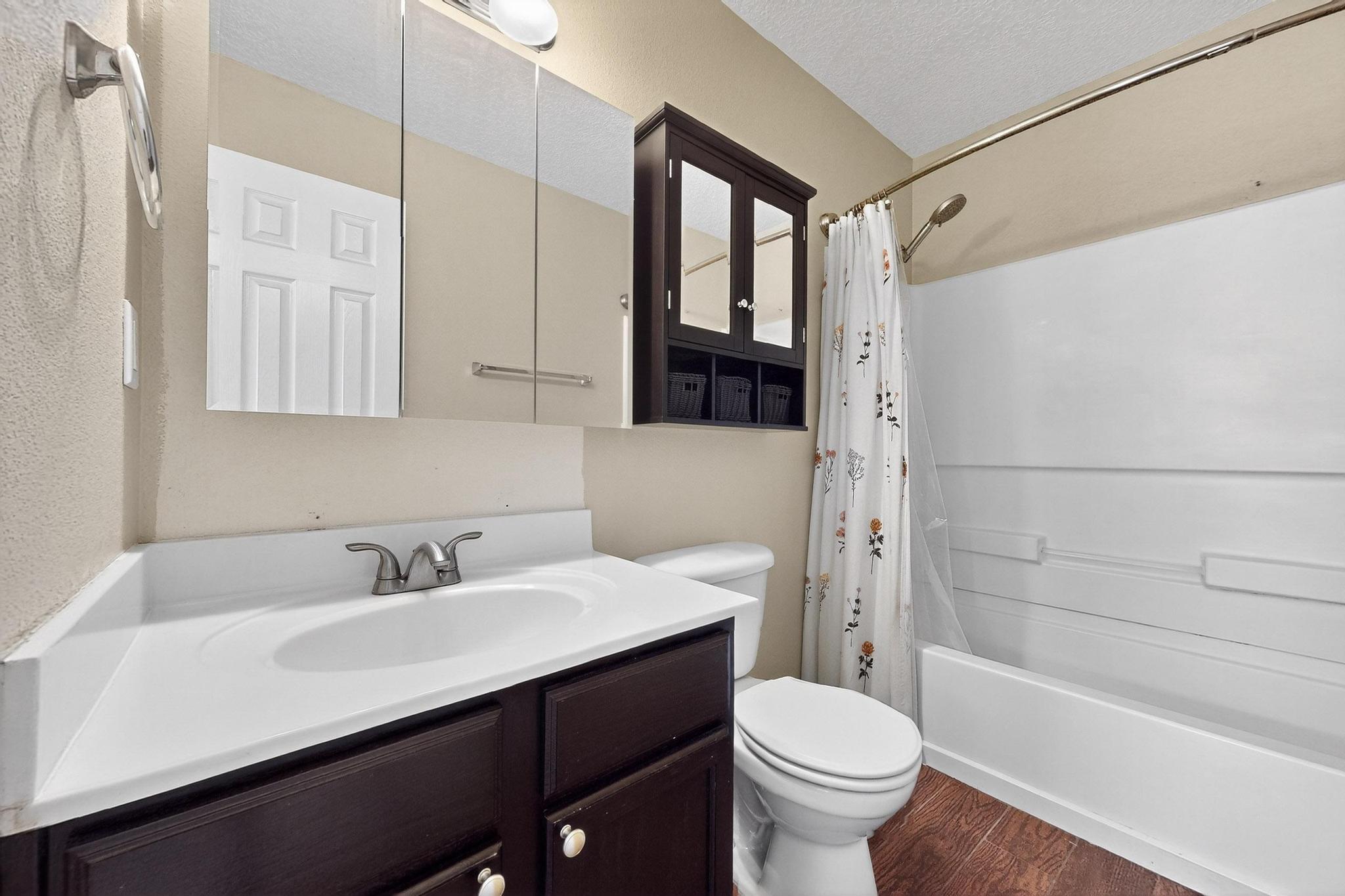 1223 Telstar Loop NW