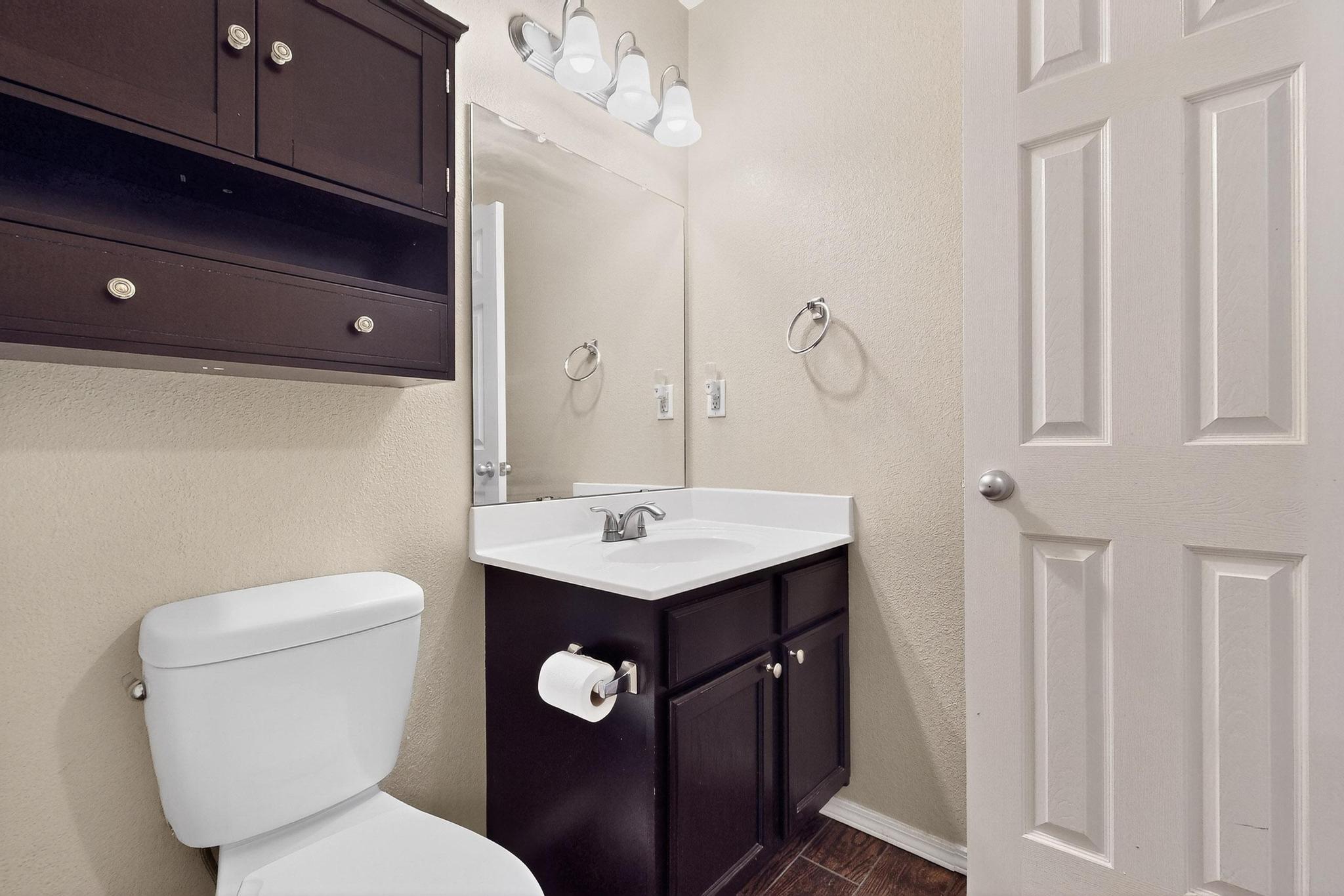 1223 Telstar Loop NW