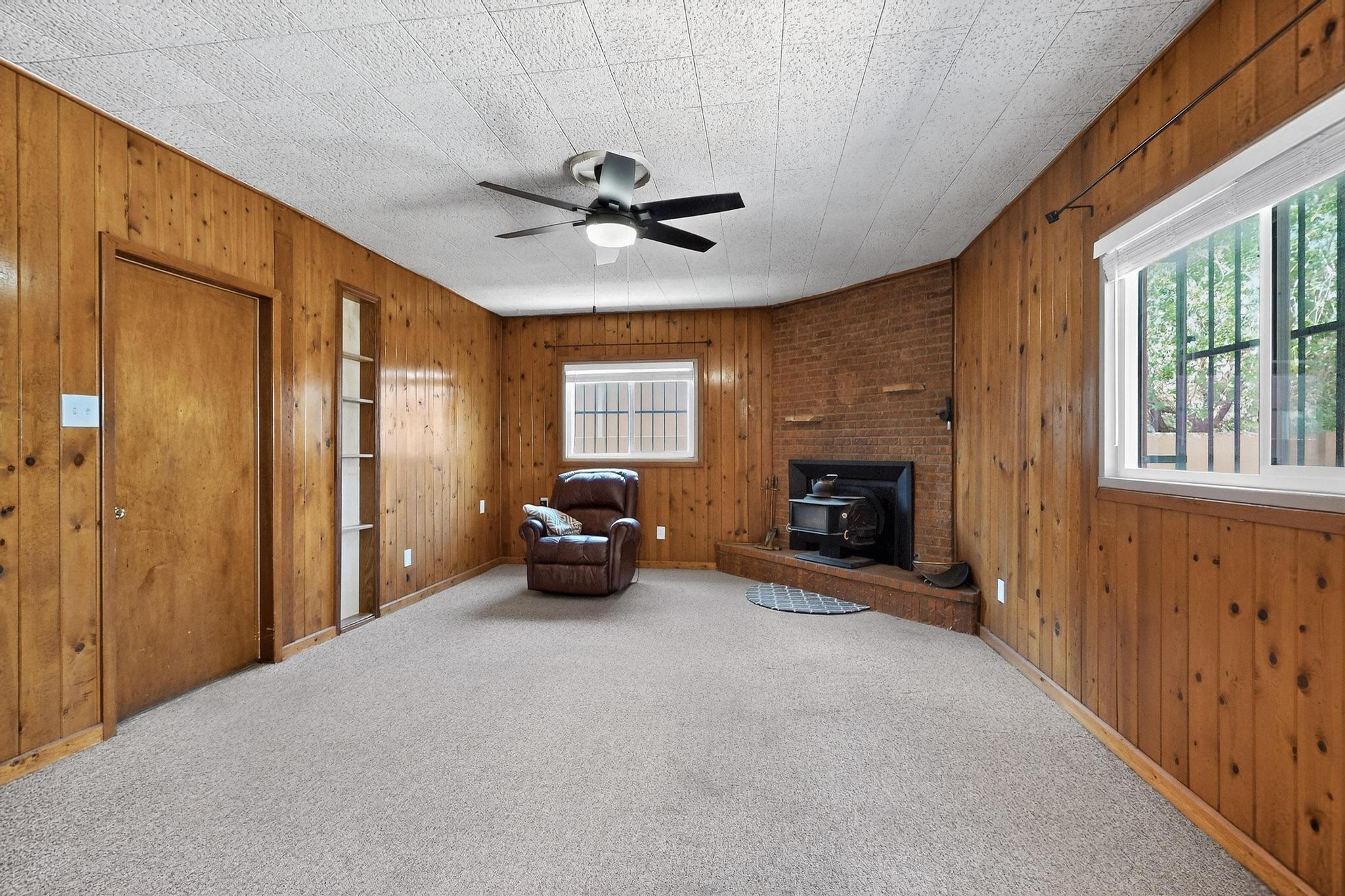 513 MESILLA Street NE