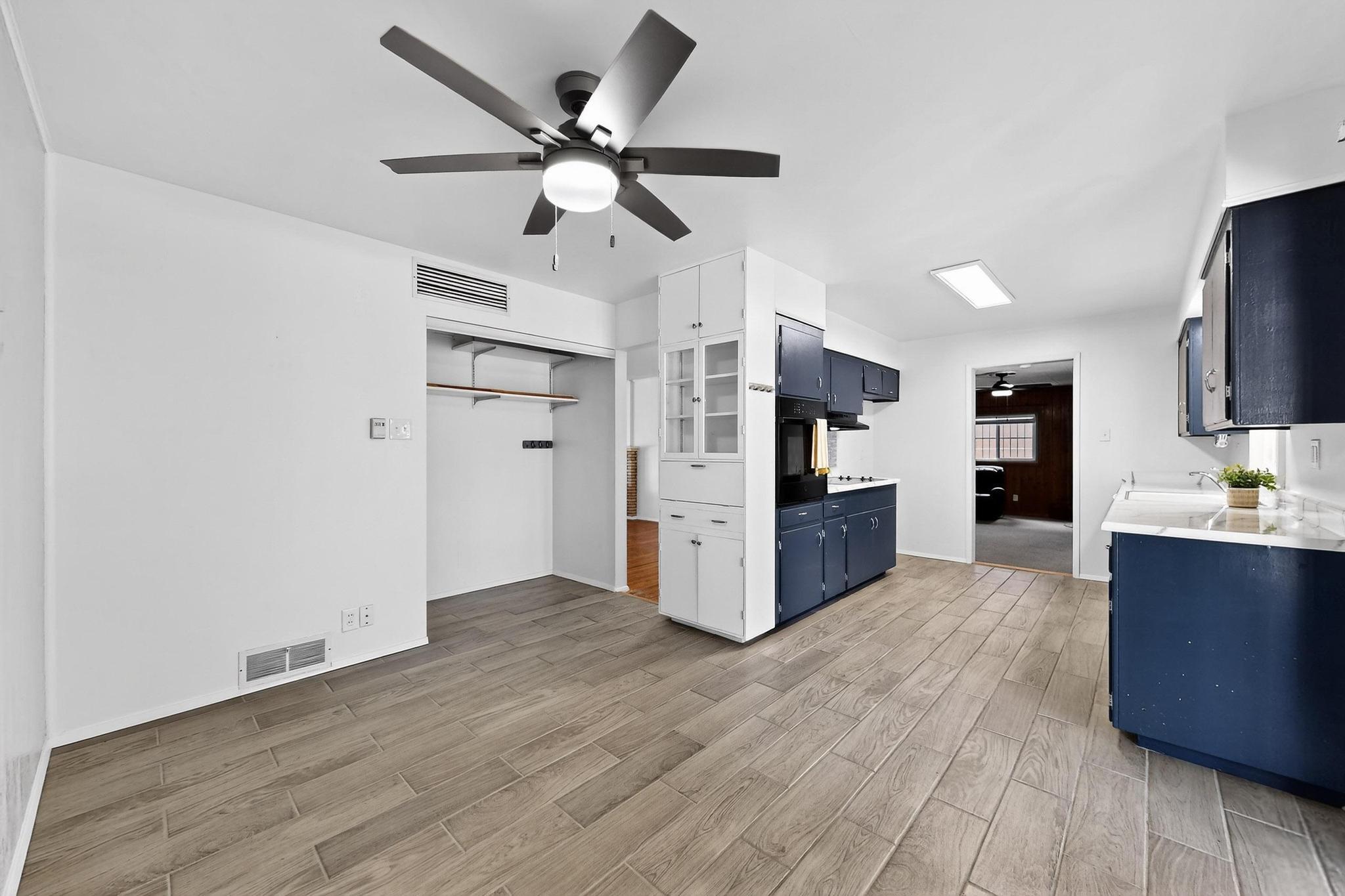 513 MESILLA Street NE