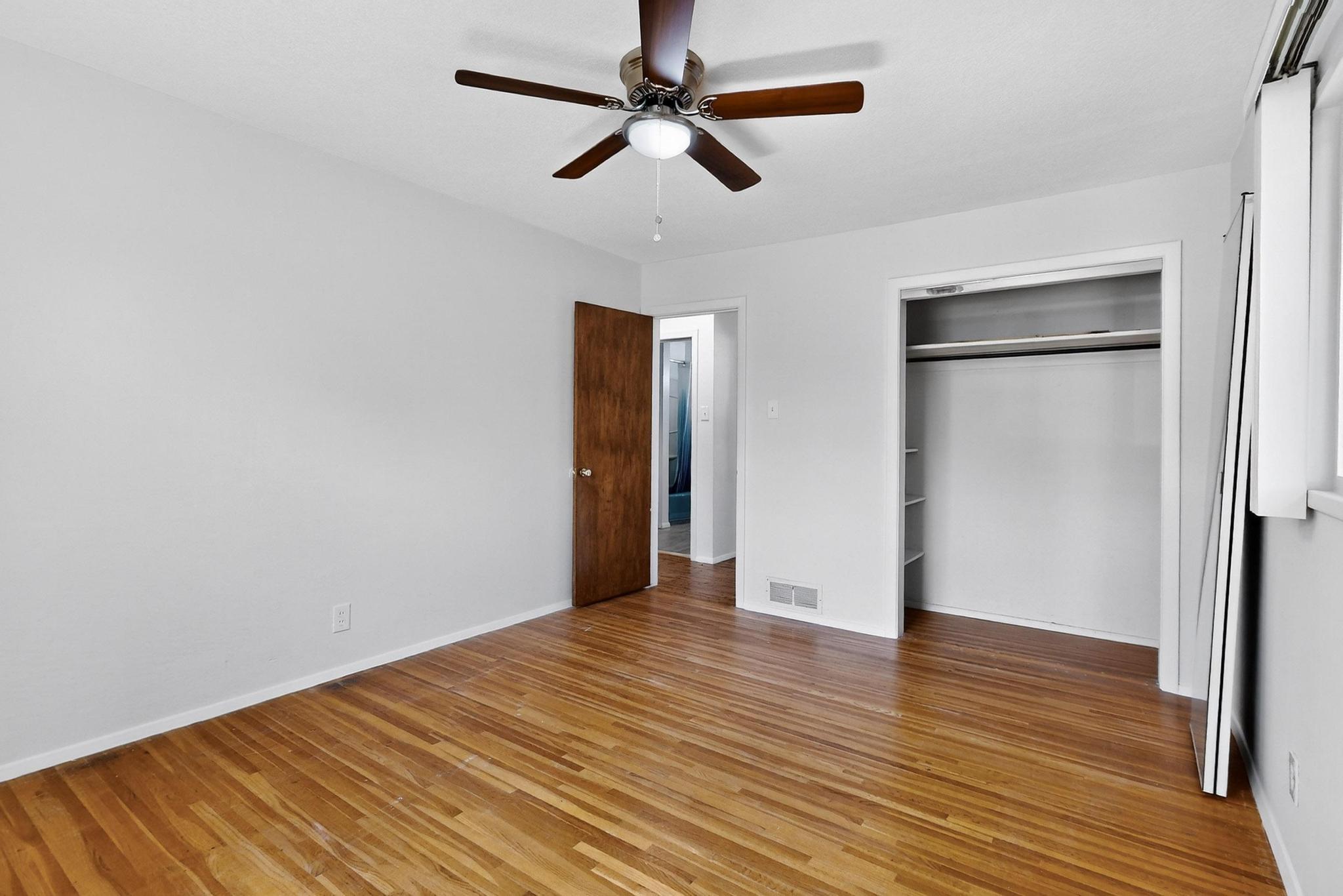 513 MESILLA Street NE