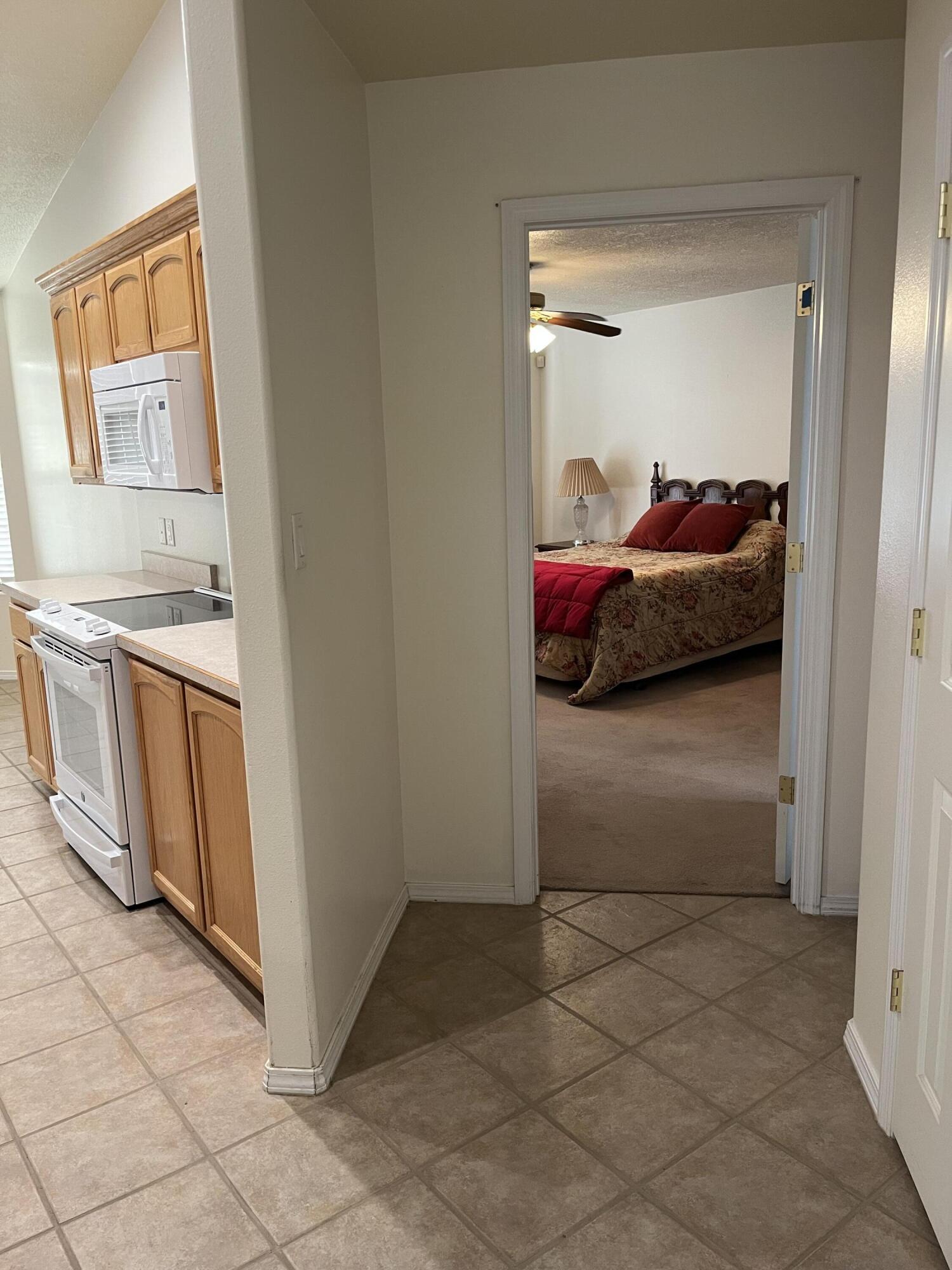 1375 VISTA HILL Court SW