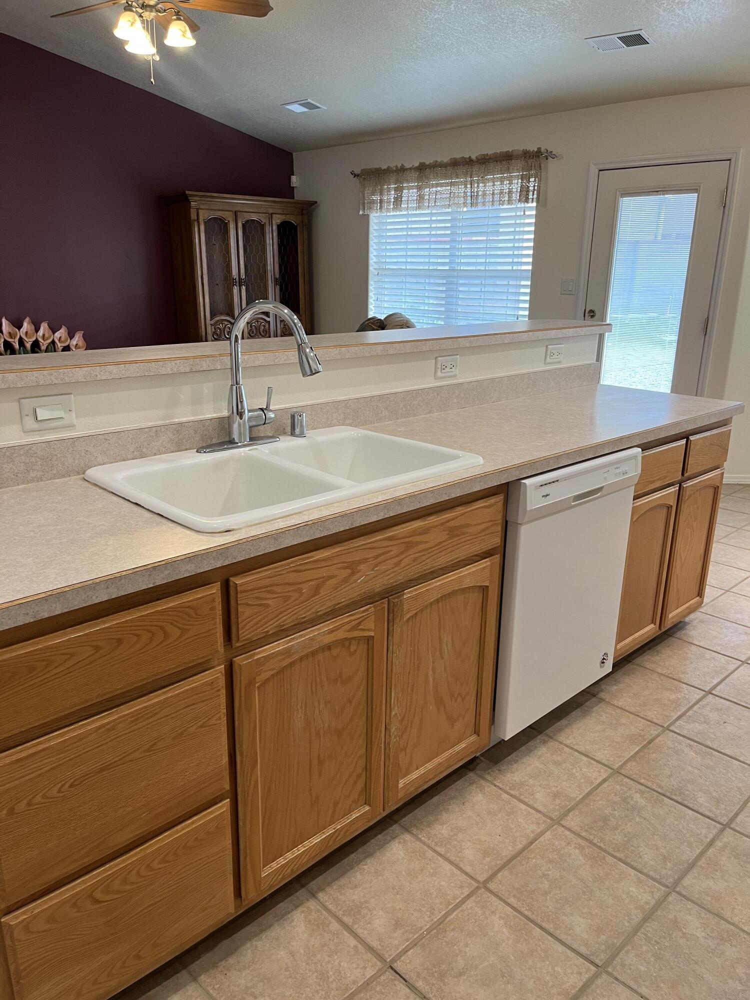 1375 VISTA HILL Court SW