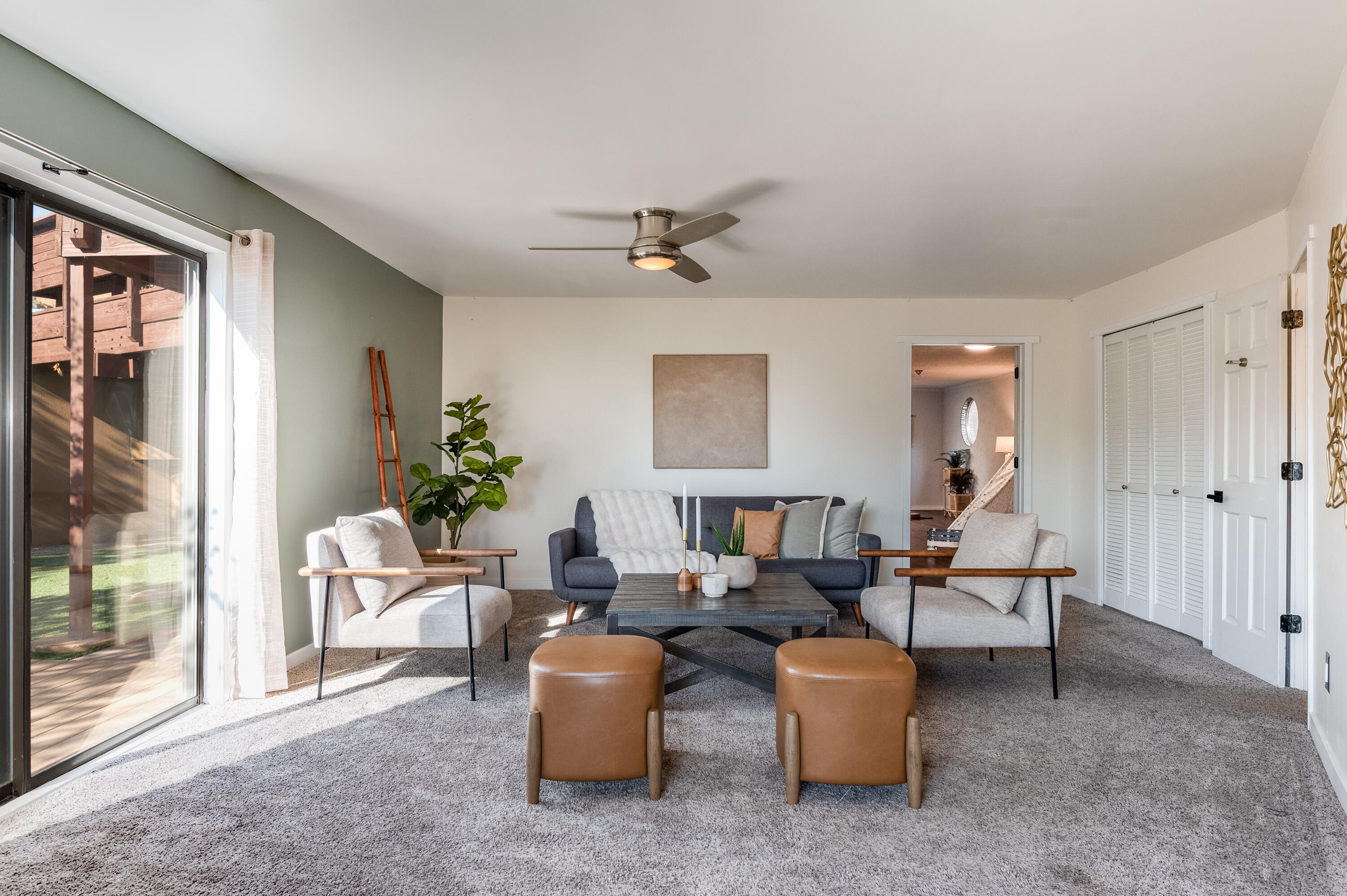 32 CEDAR HILL Place NE