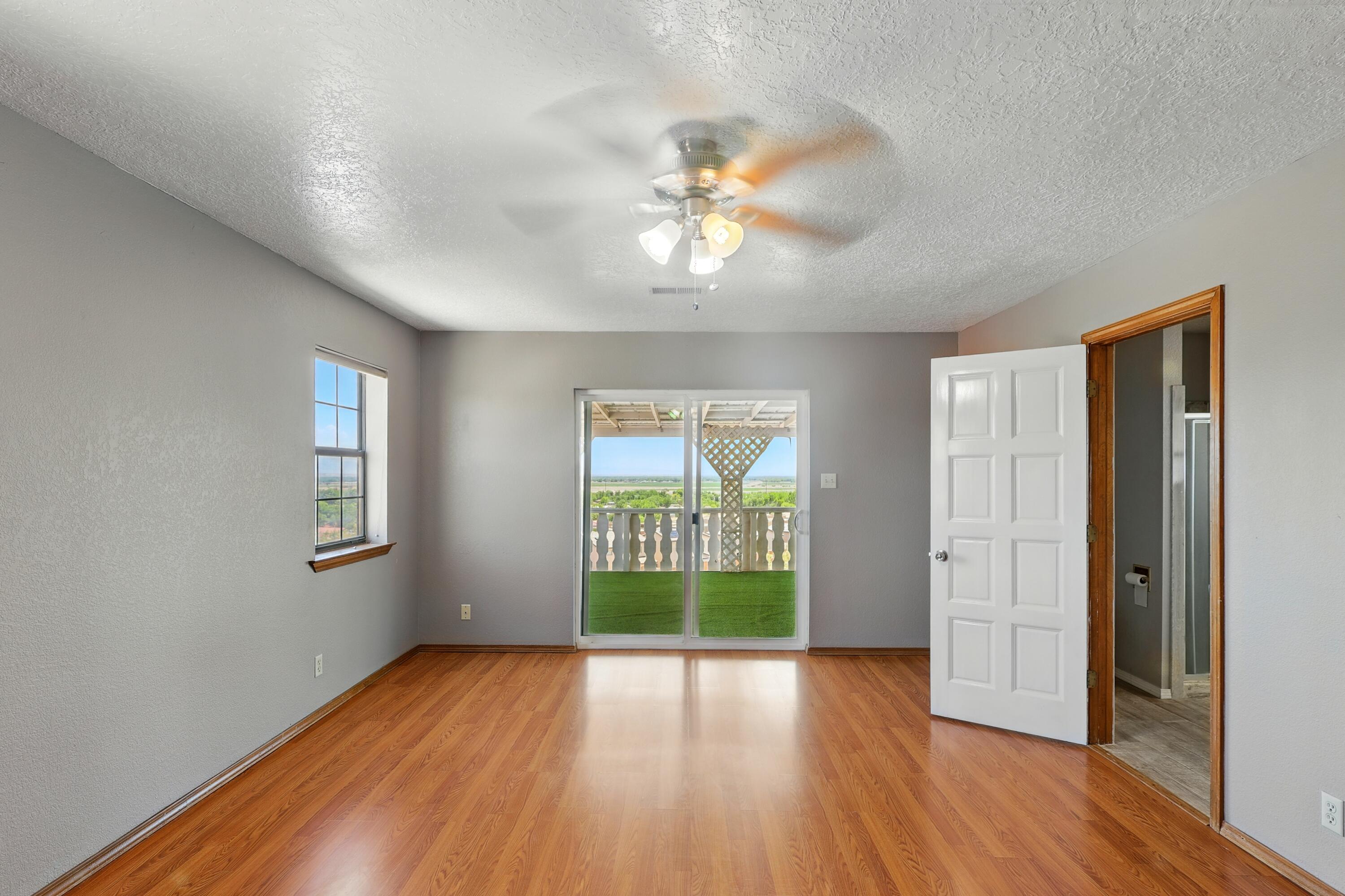 1551 VALLEY VIEW Drive SW