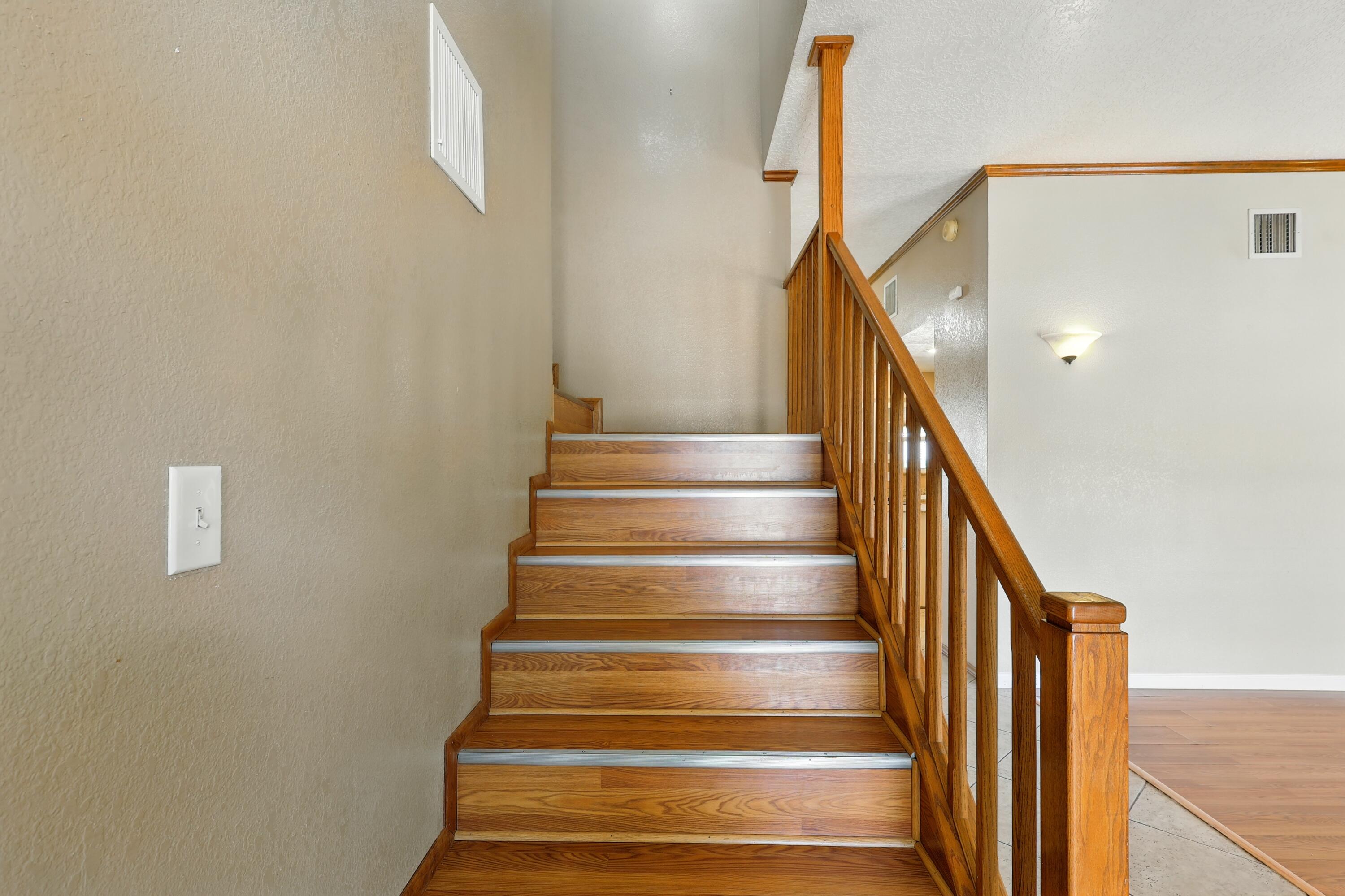 1551 VALLEY VIEW Drive SW