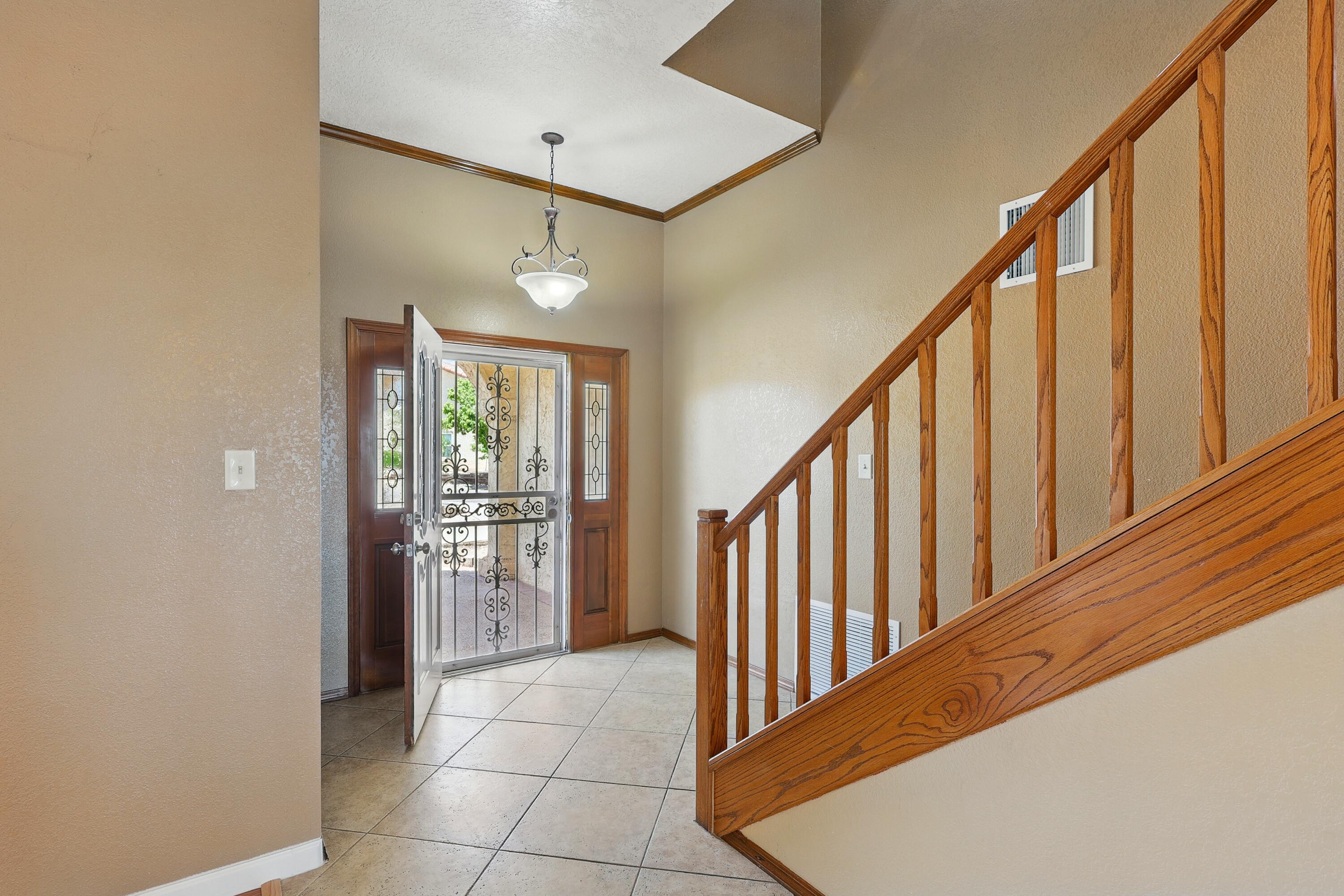 1551 VALLEY VIEW Drive SW
