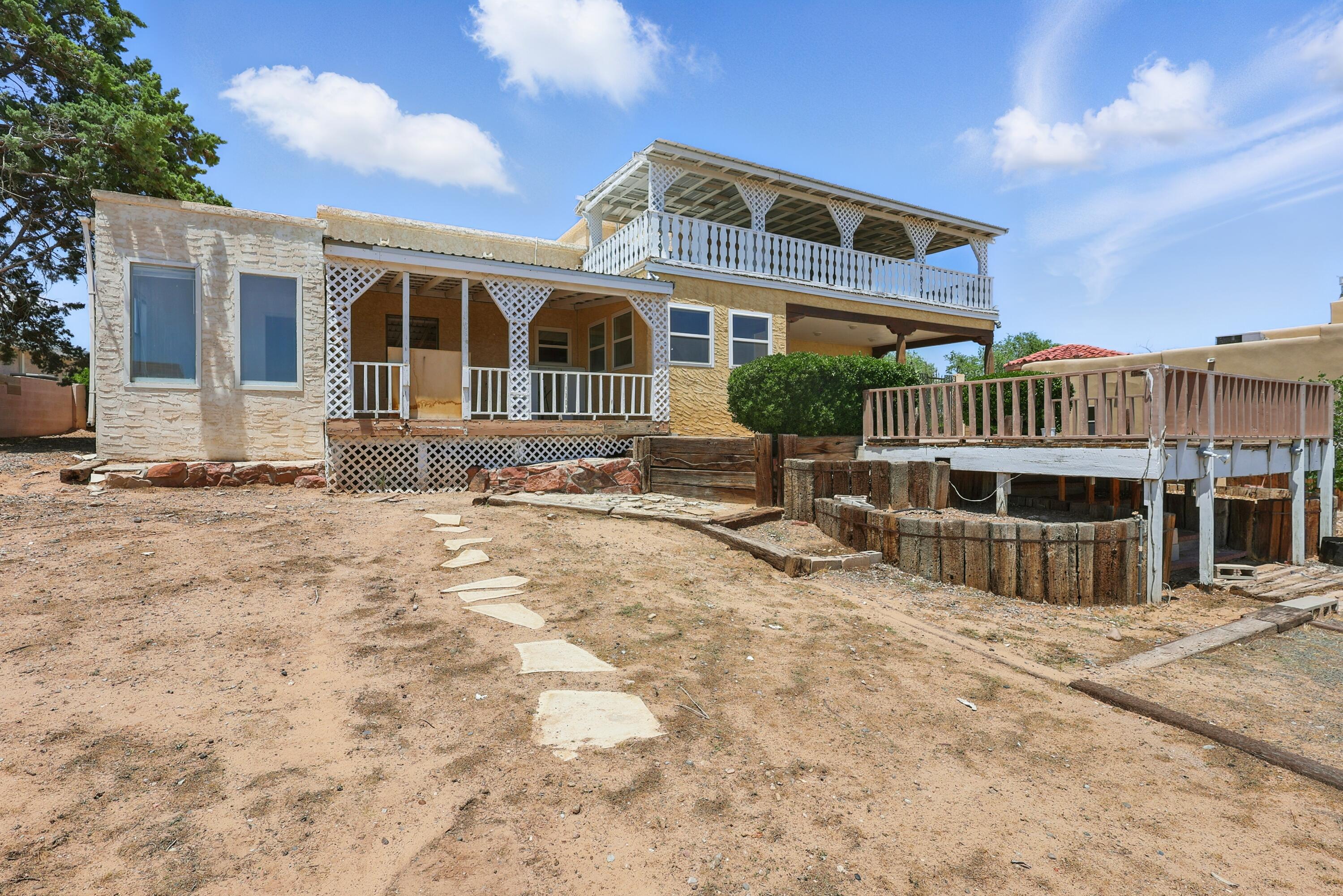 1551 VALLEY VIEW Drive SW