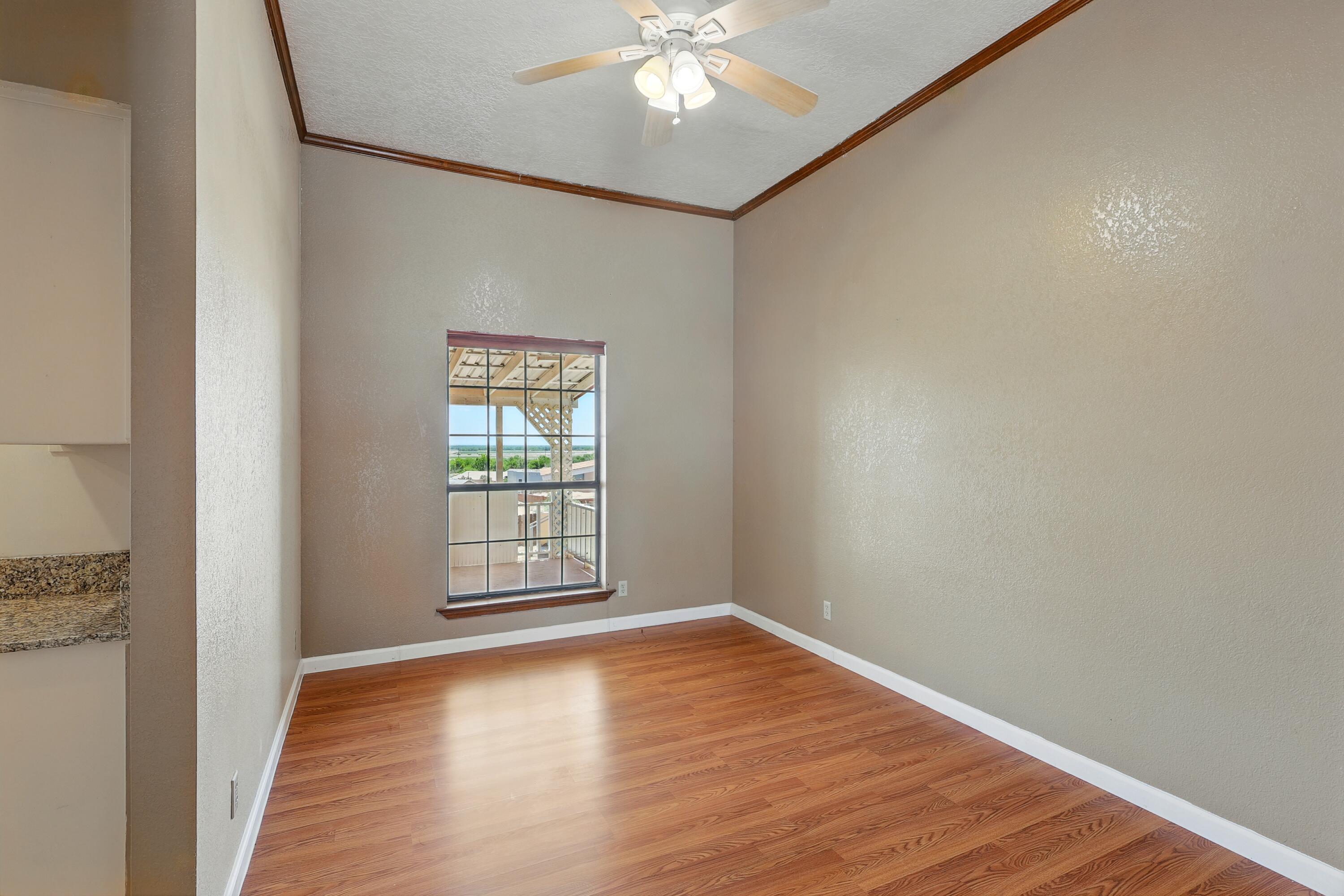 1551 VALLEY VIEW Drive SW