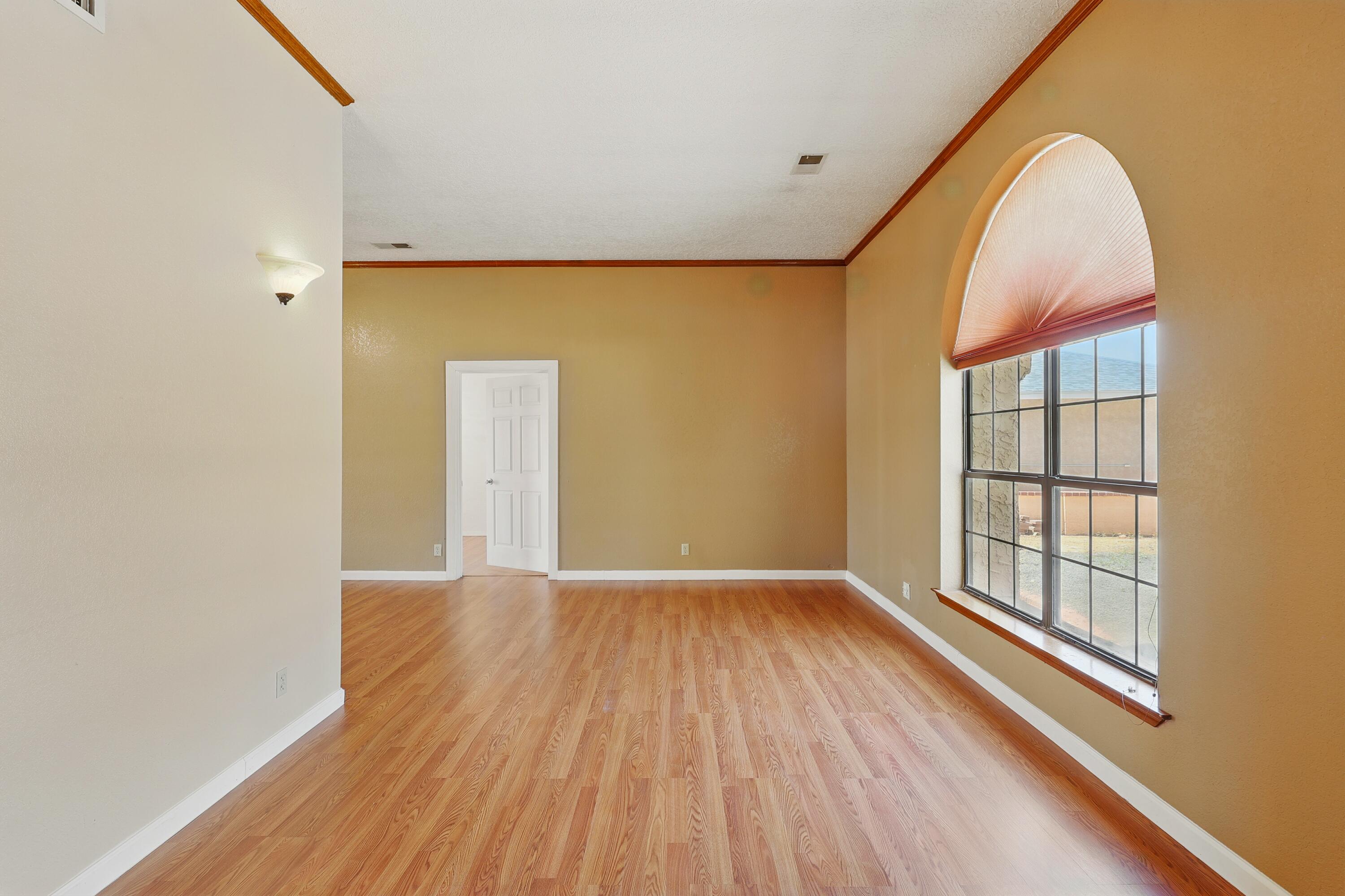 1551 VALLEY VIEW Drive SW