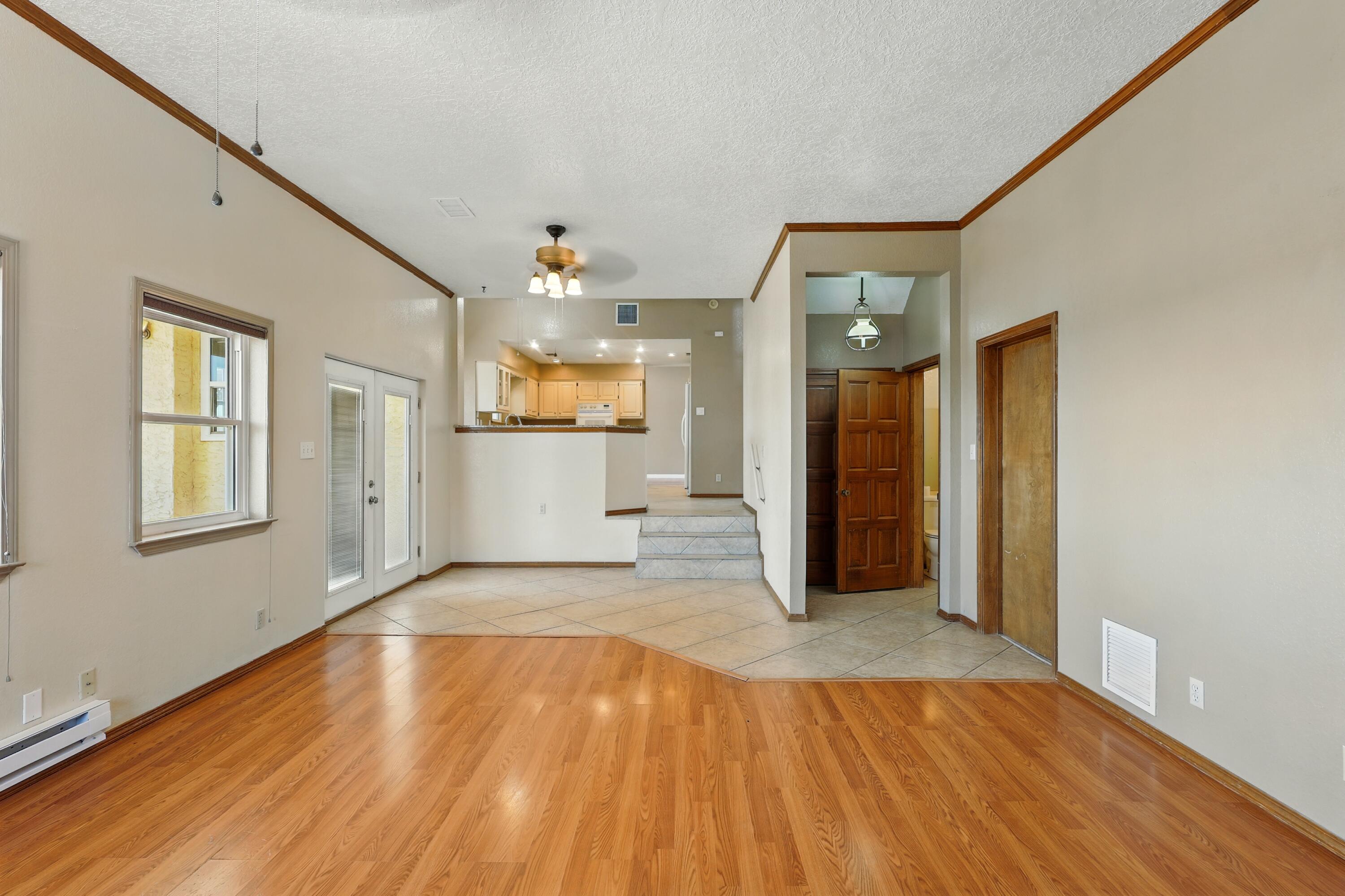1551 VALLEY VIEW Drive SW