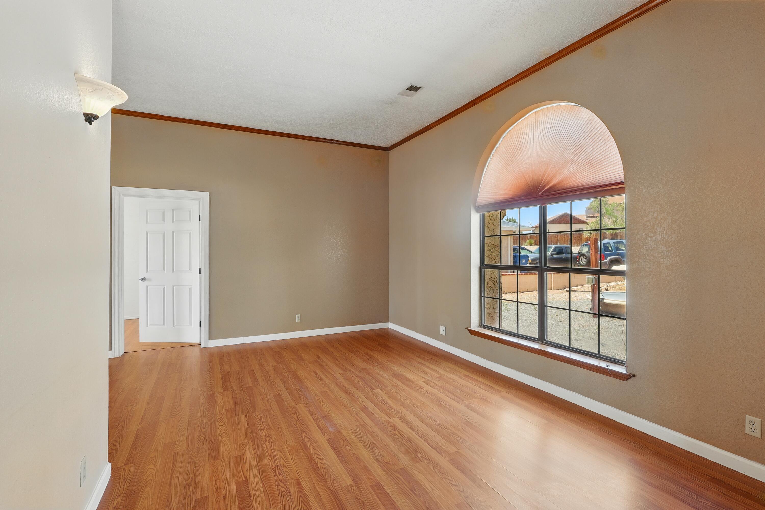 1551 VALLEY VIEW Drive SW