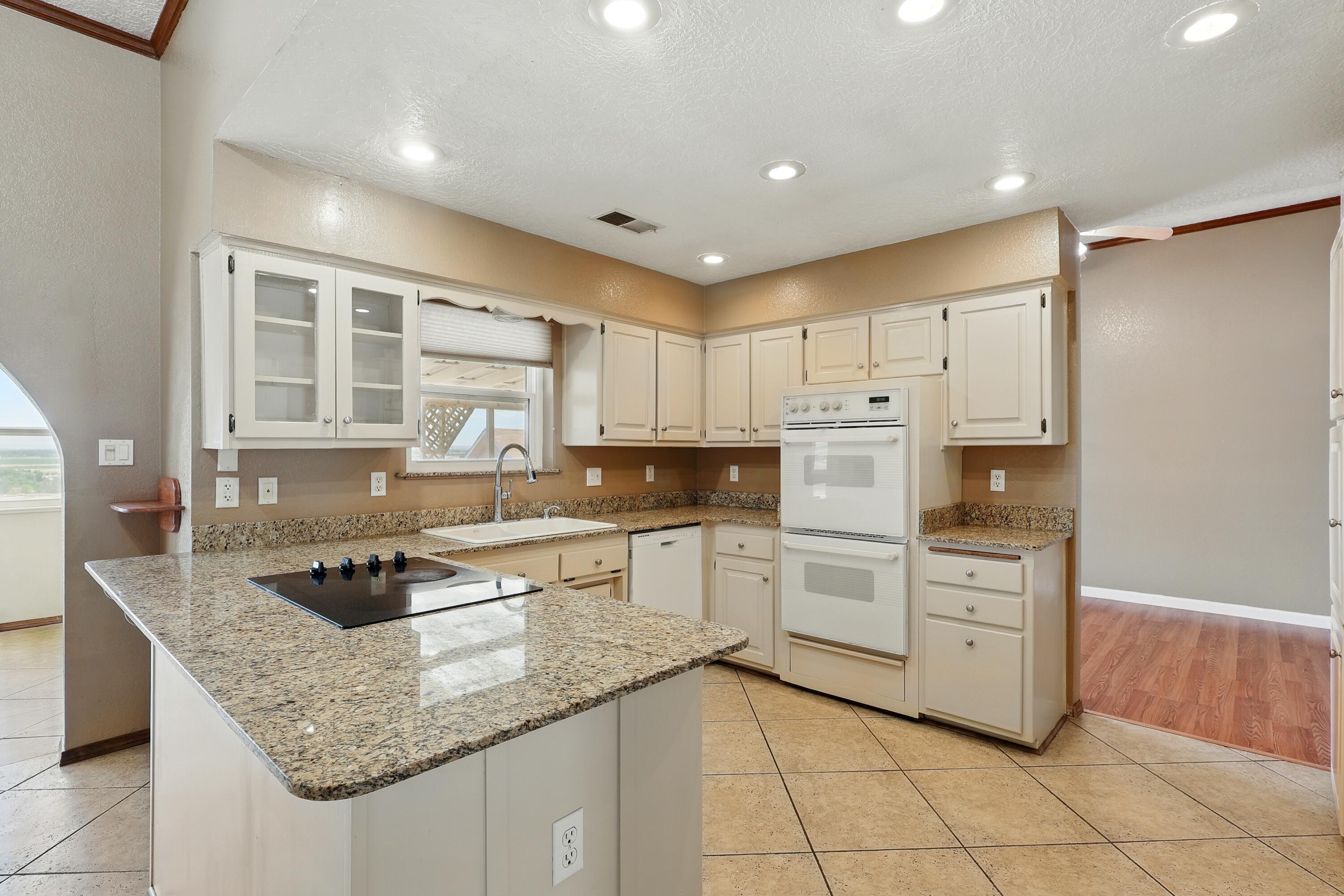 1551 VALLEY VIEW Drive SW
