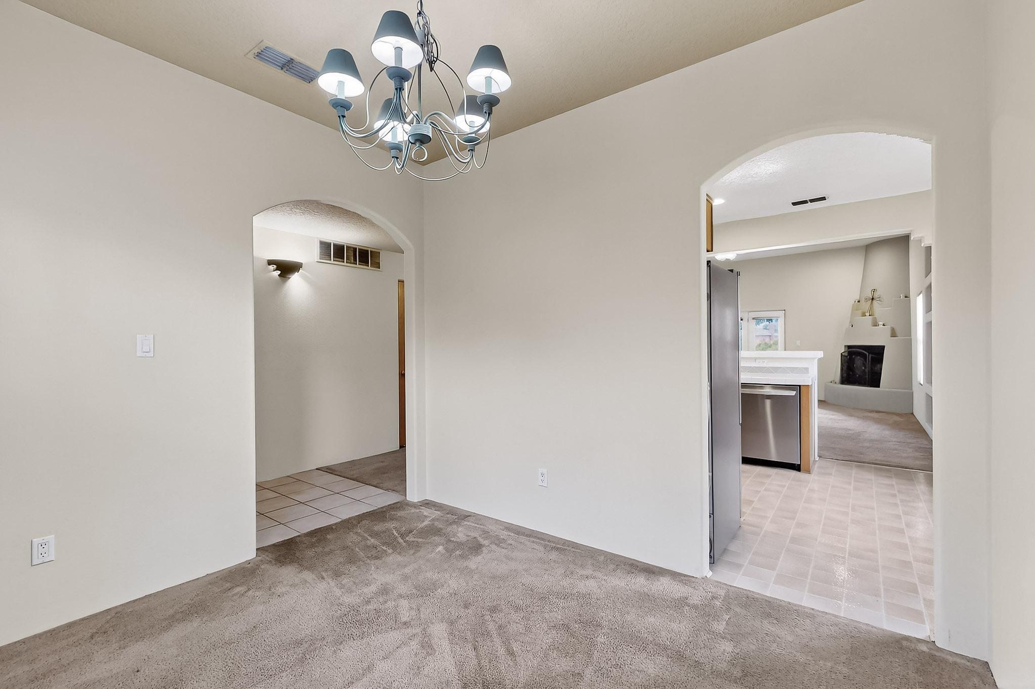 7623 Vista Alta Road NW