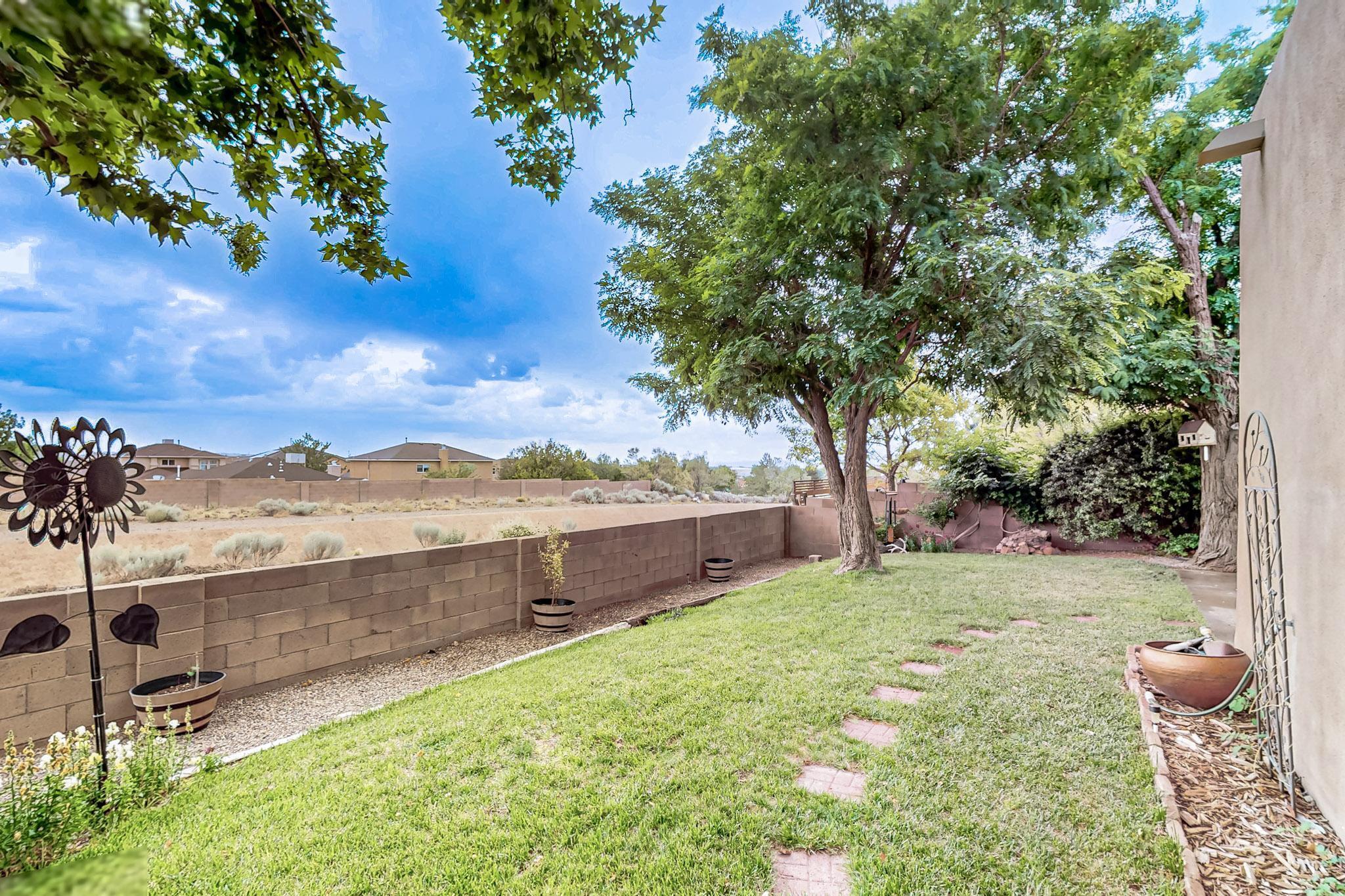 7623 Vista Alta Road NW