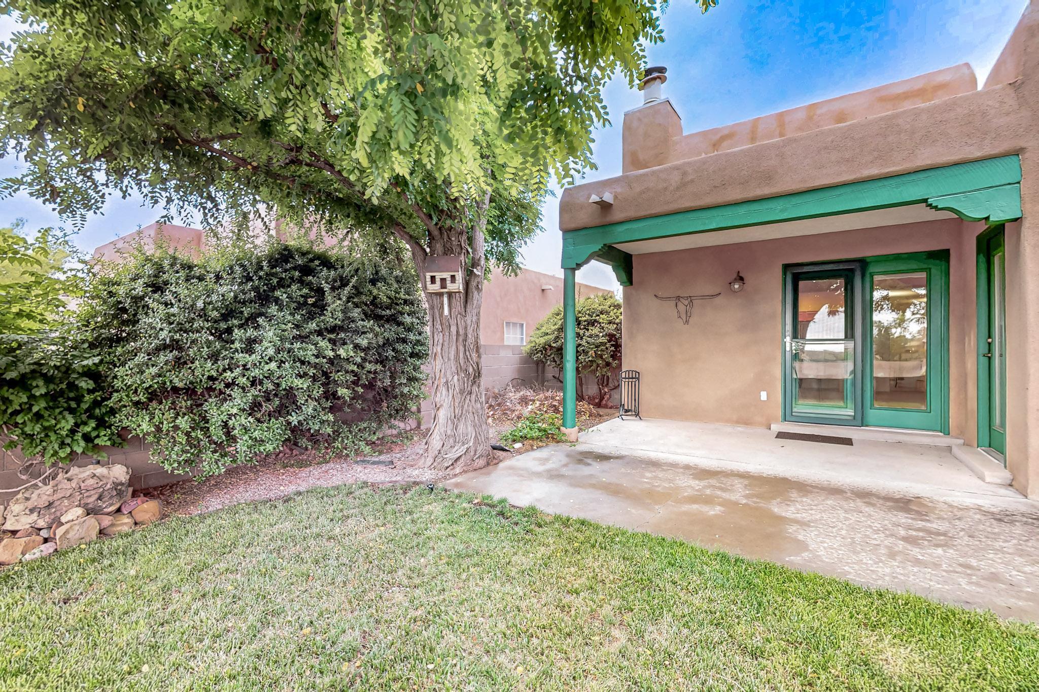 7623 Vista Alta Road NW