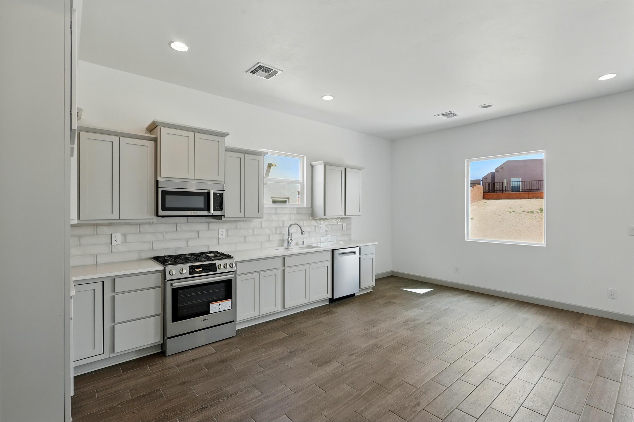 1670 TESORO Loop NW