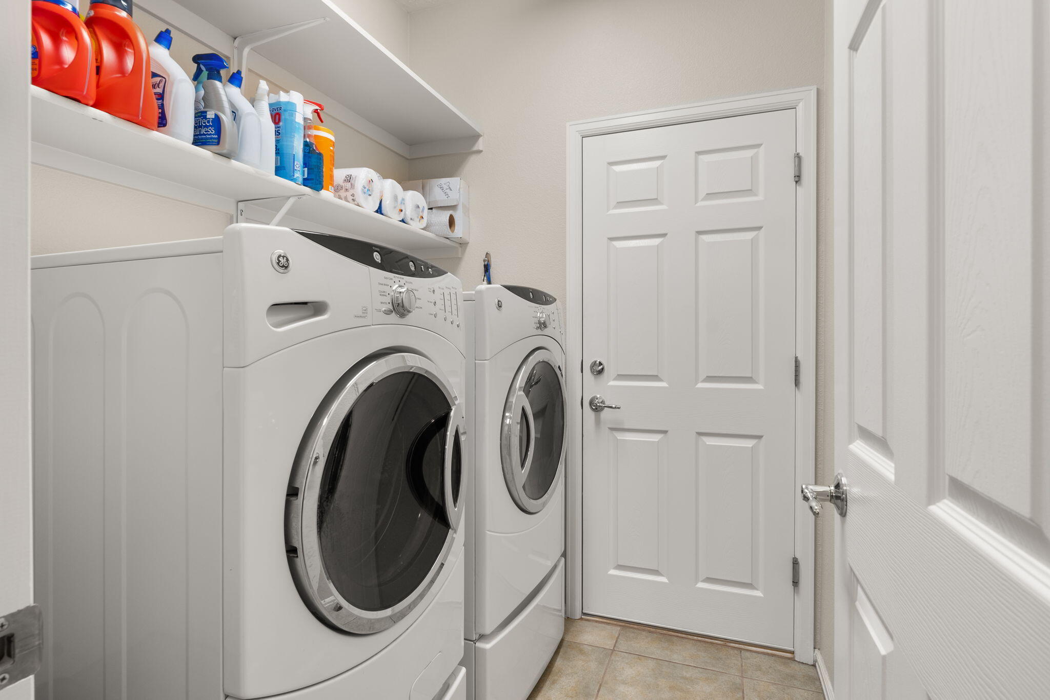 429 Paseo Vista Loop NE