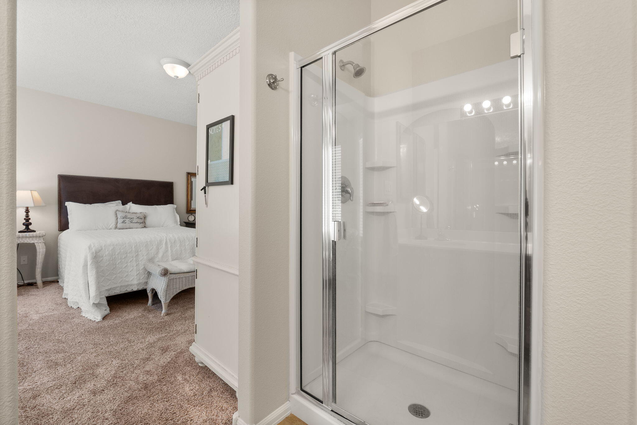 429 Paseo Vista Loop NE