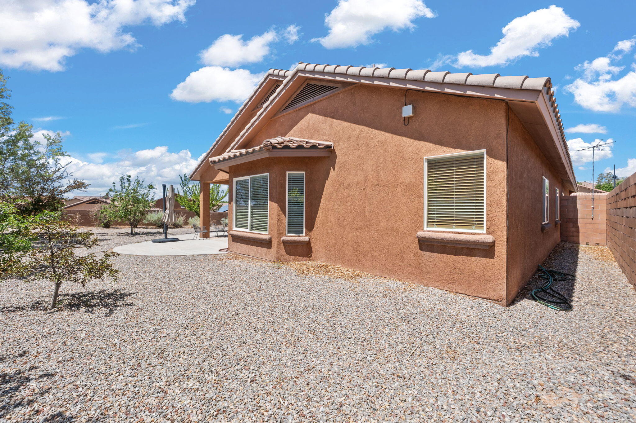 429 Paseo Vista Loop NE