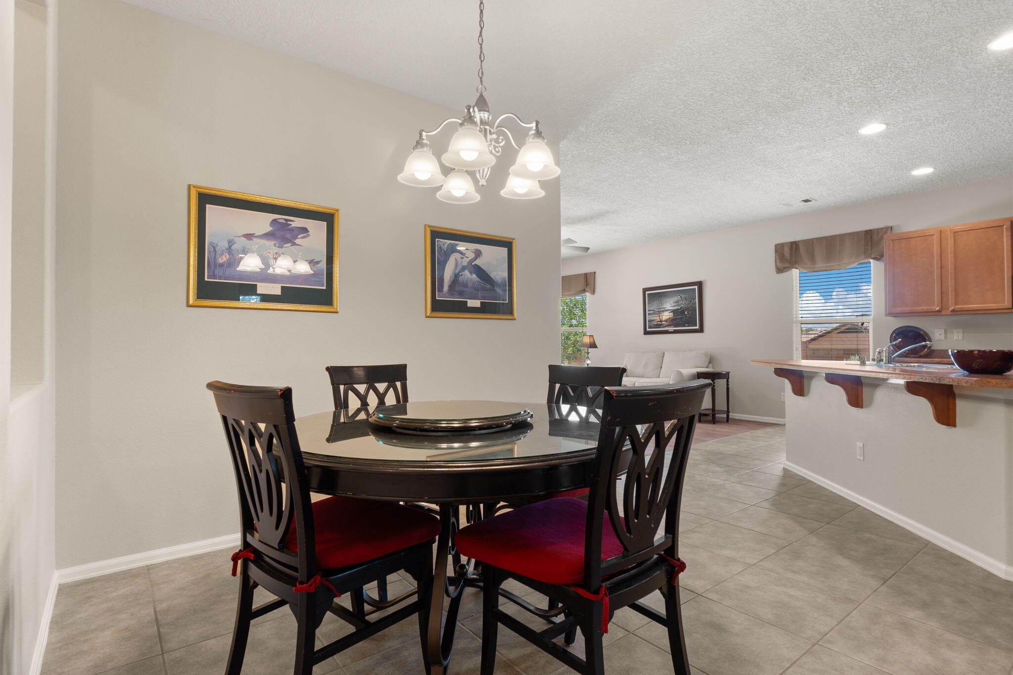 429 Paseo Vista Loop NE