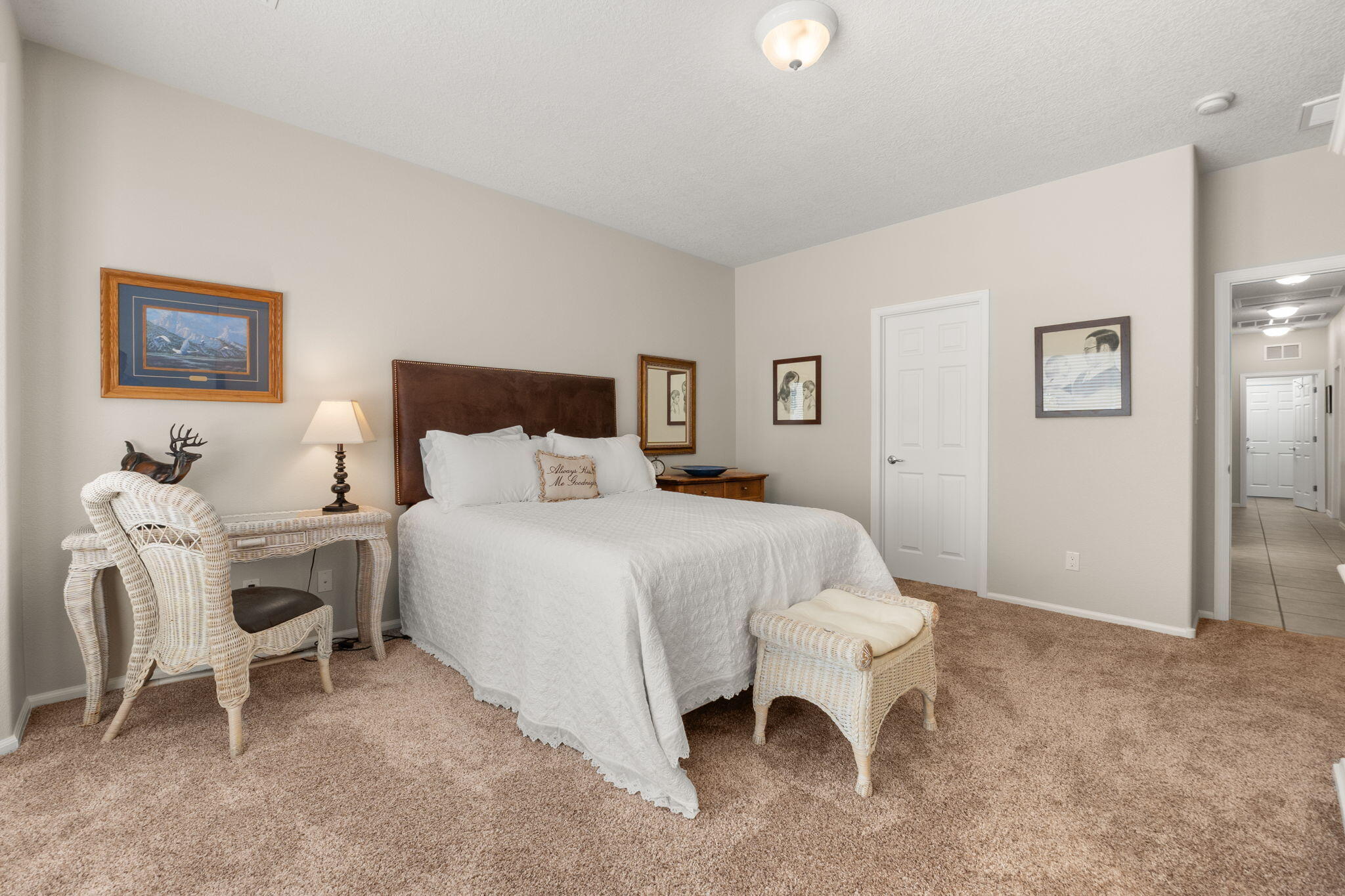 429 Paseo Vista Loop NE