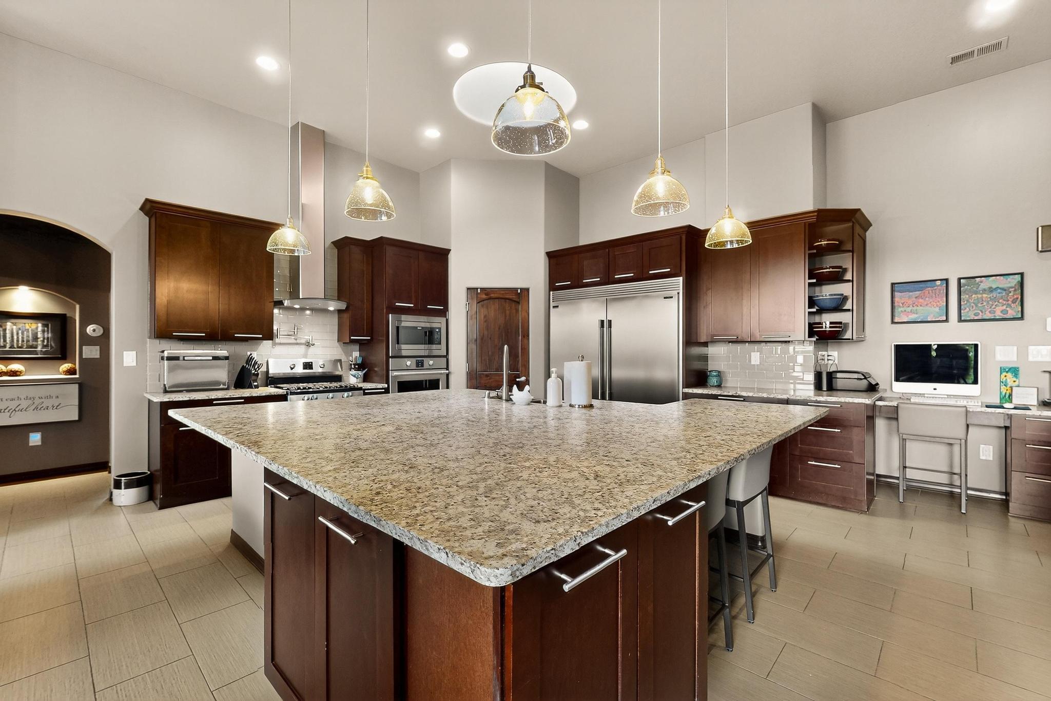 3220 VATAPA Road NE