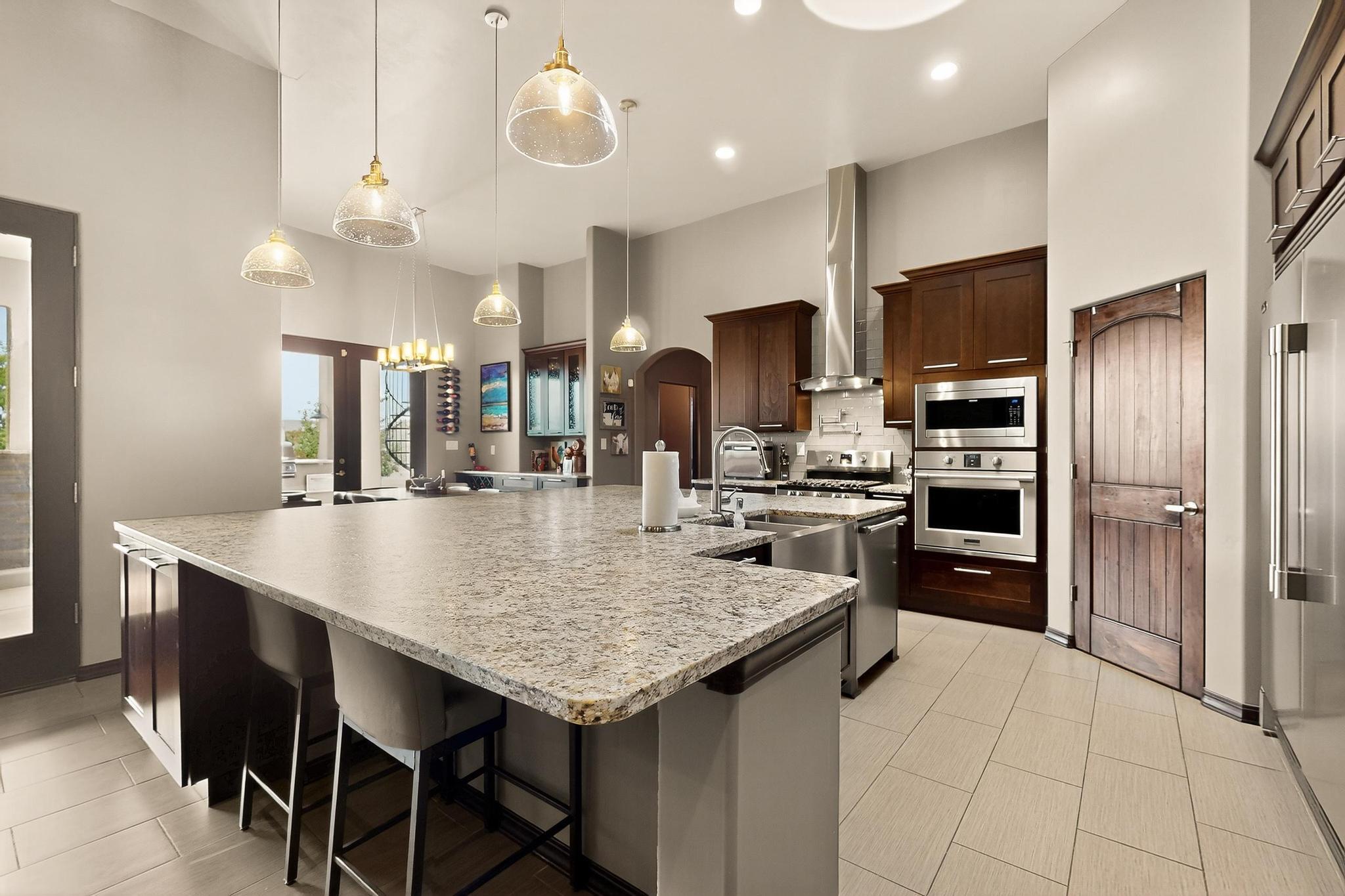 3220 VATAPA Road NE