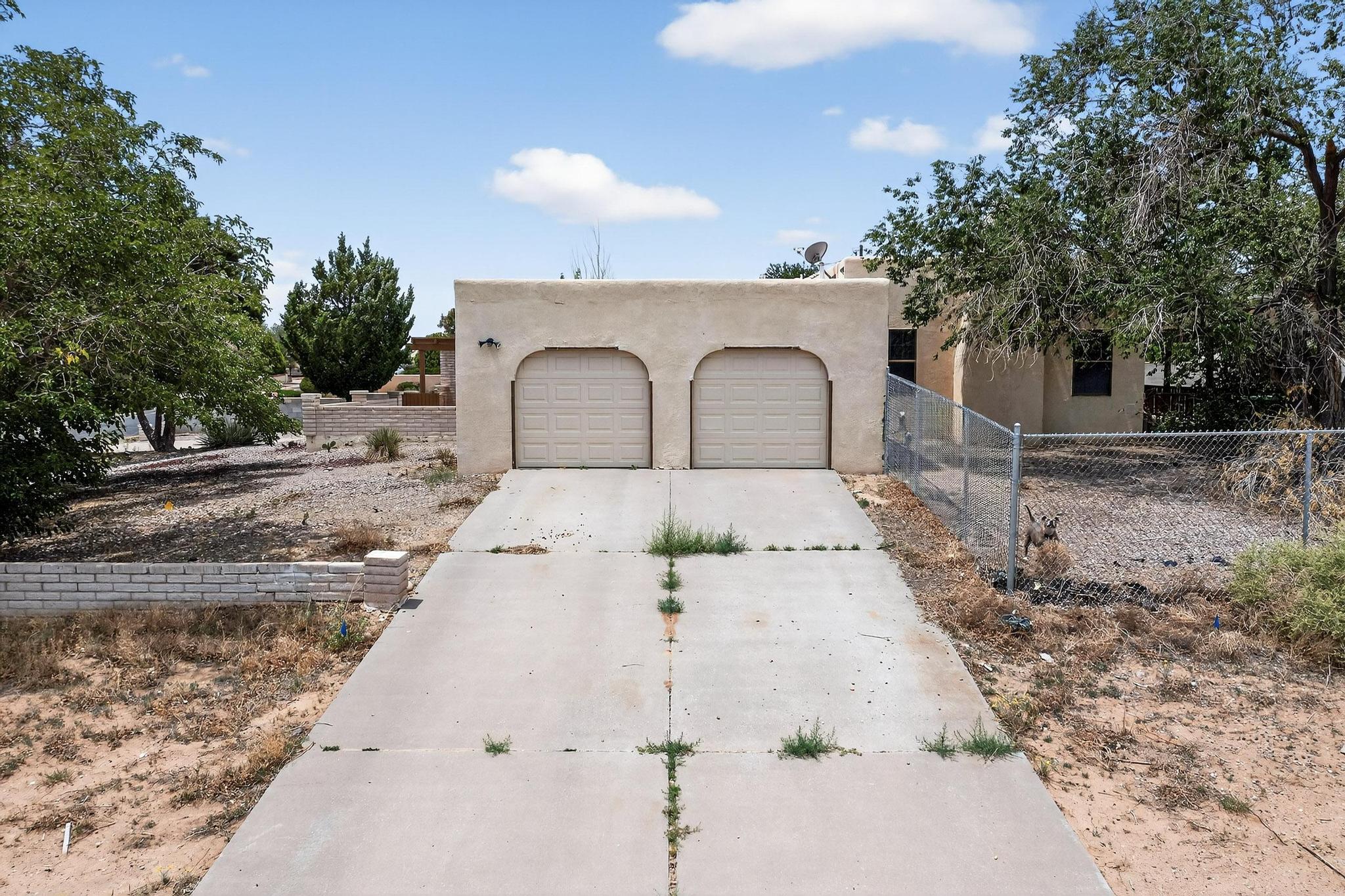 3213 MAY Circle SE