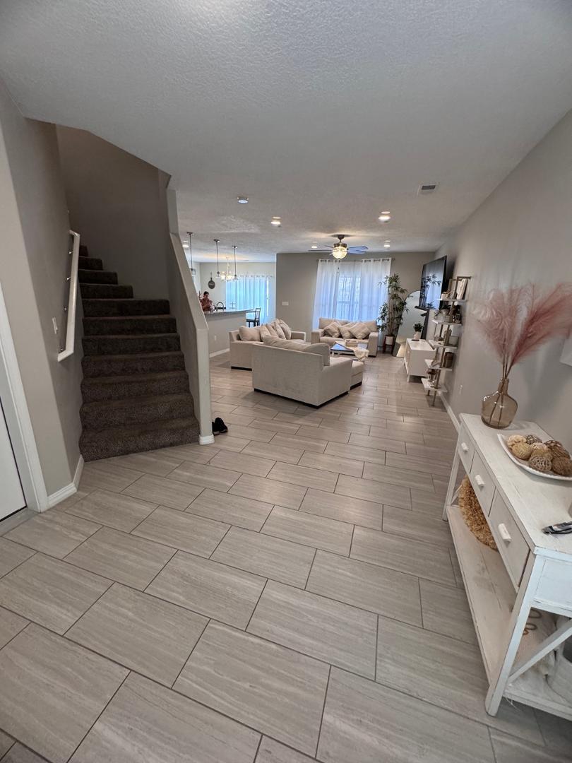 13727 Covered Wagon SE