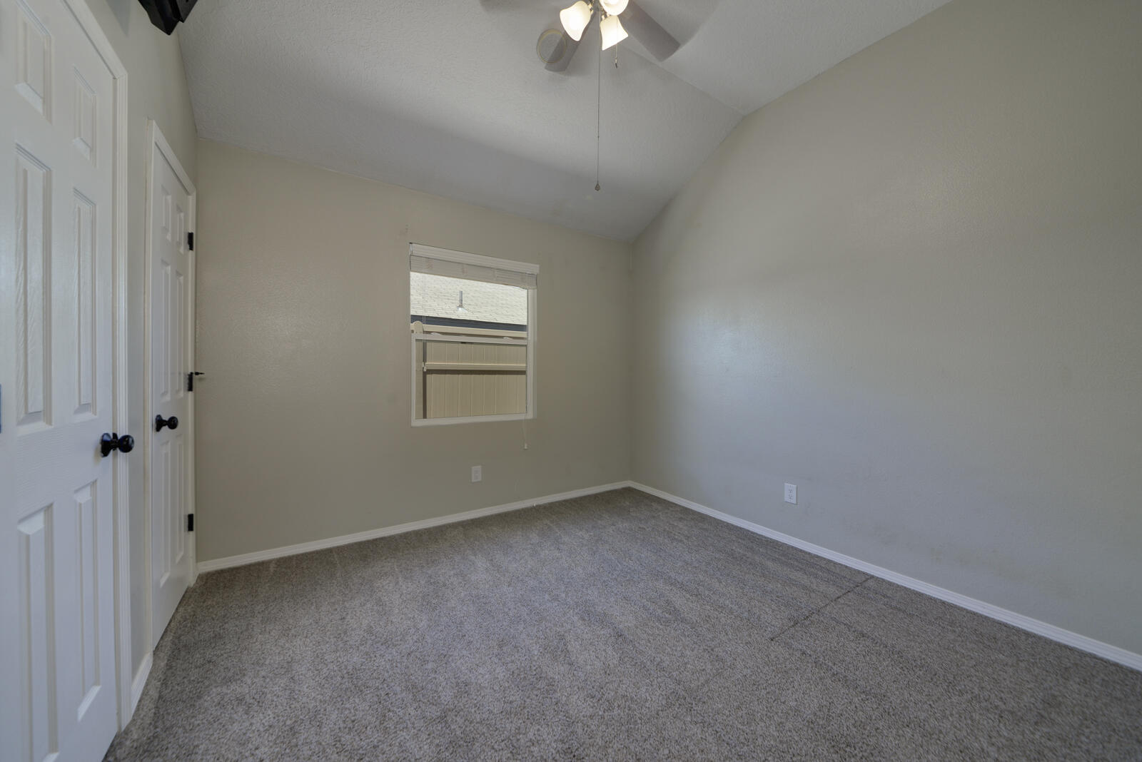 7520 ROSETTE Drive NW