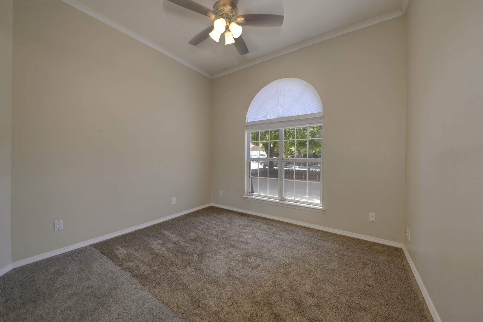 7520 ROSETTE Drive NW