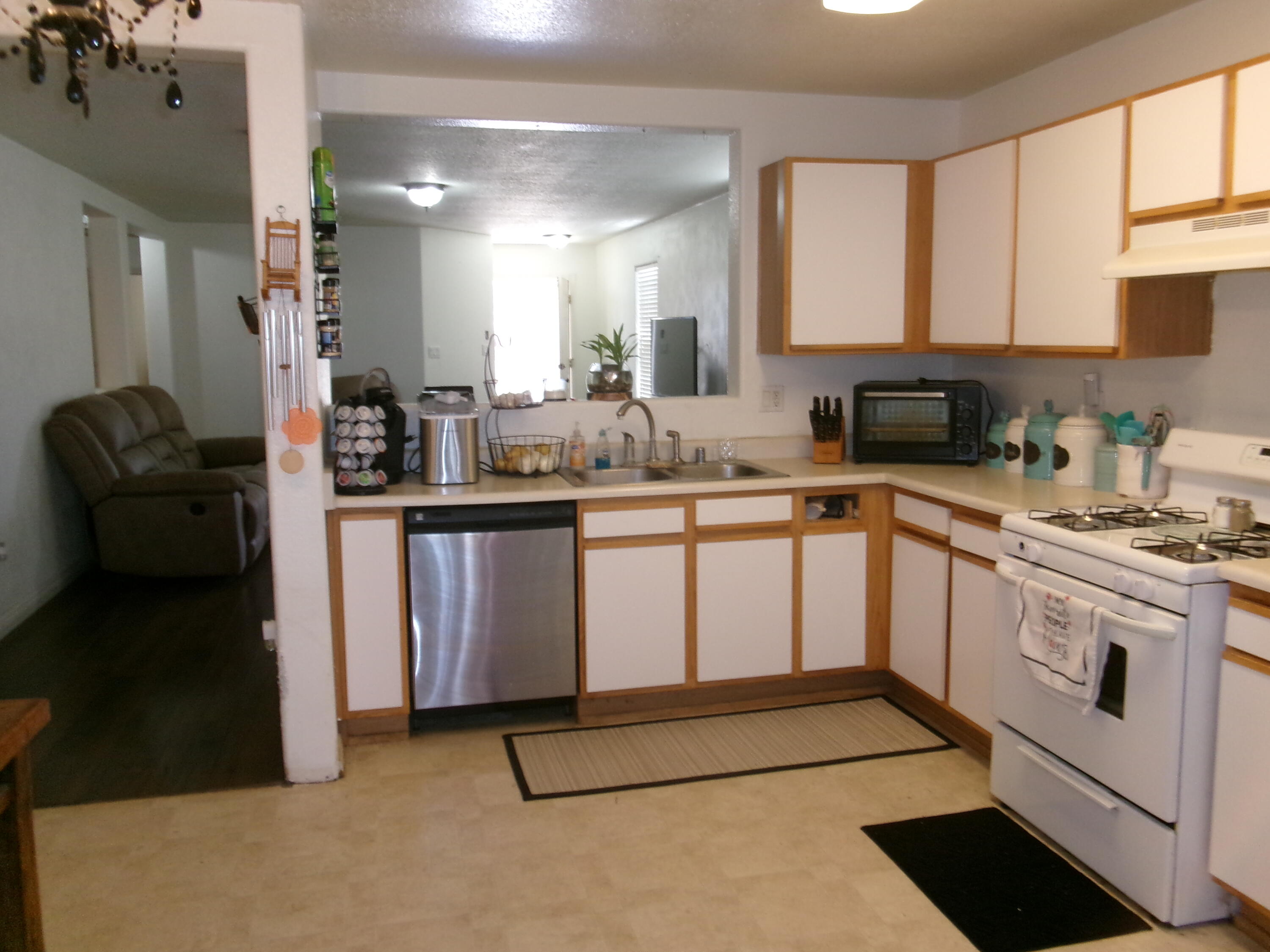 2117 SAGECREST Loop
