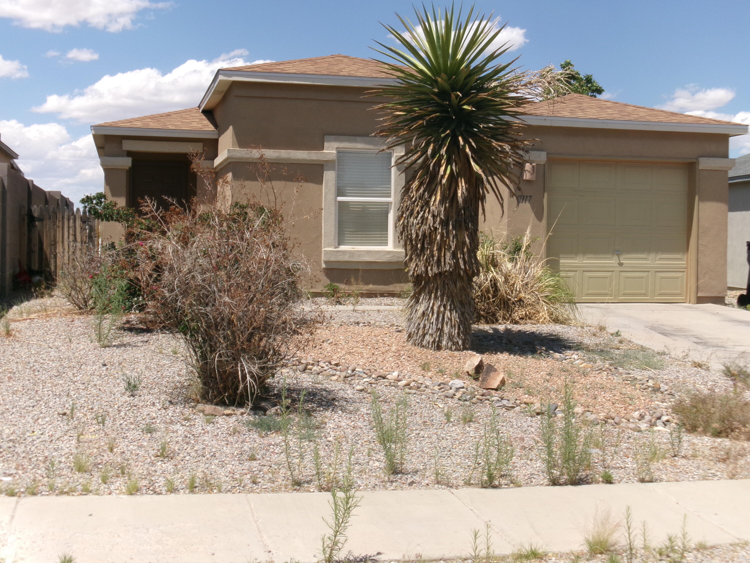 2117 SAGECREST Loop