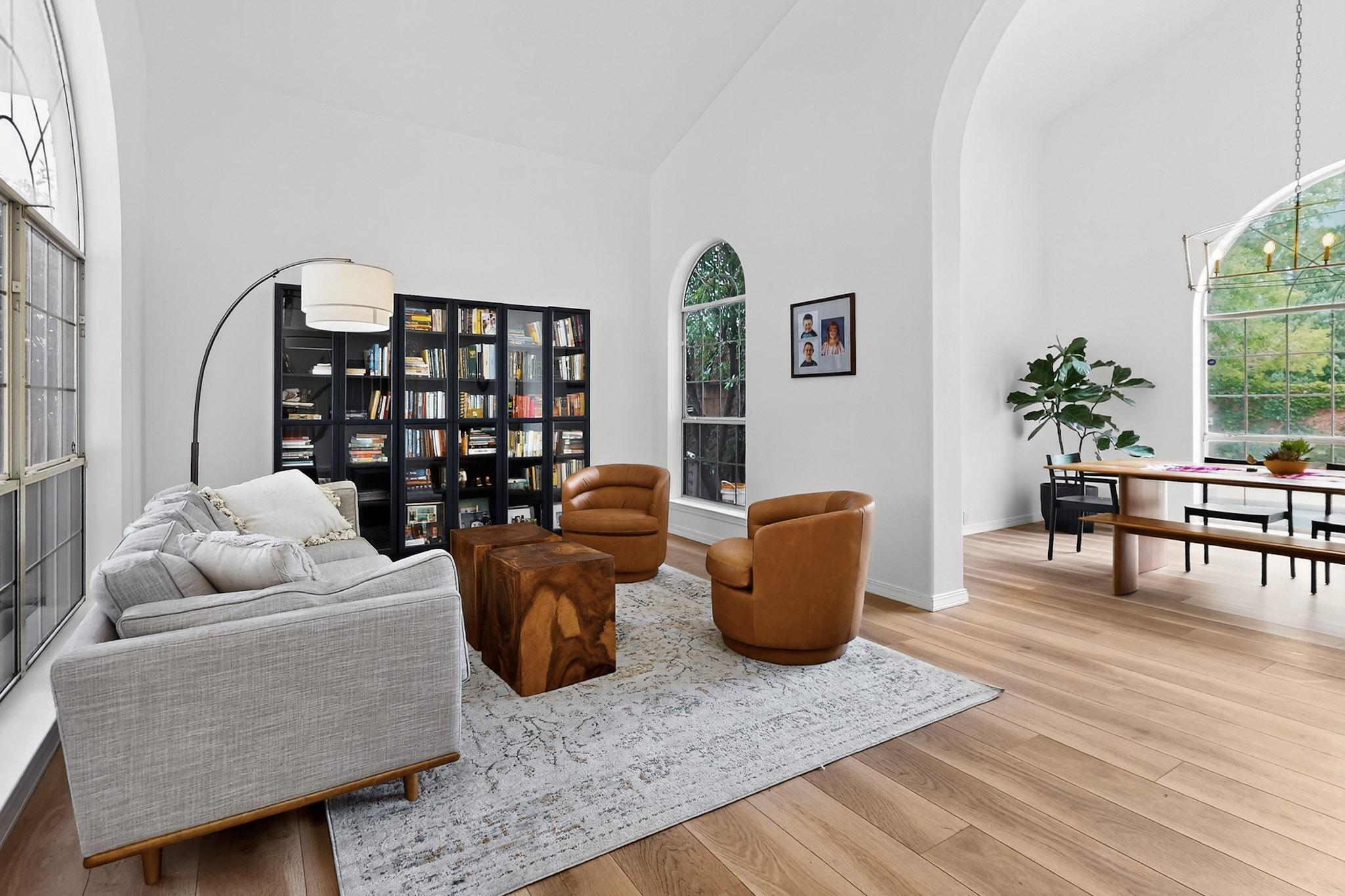 12301 LA VISTA GRANDE Drive NE