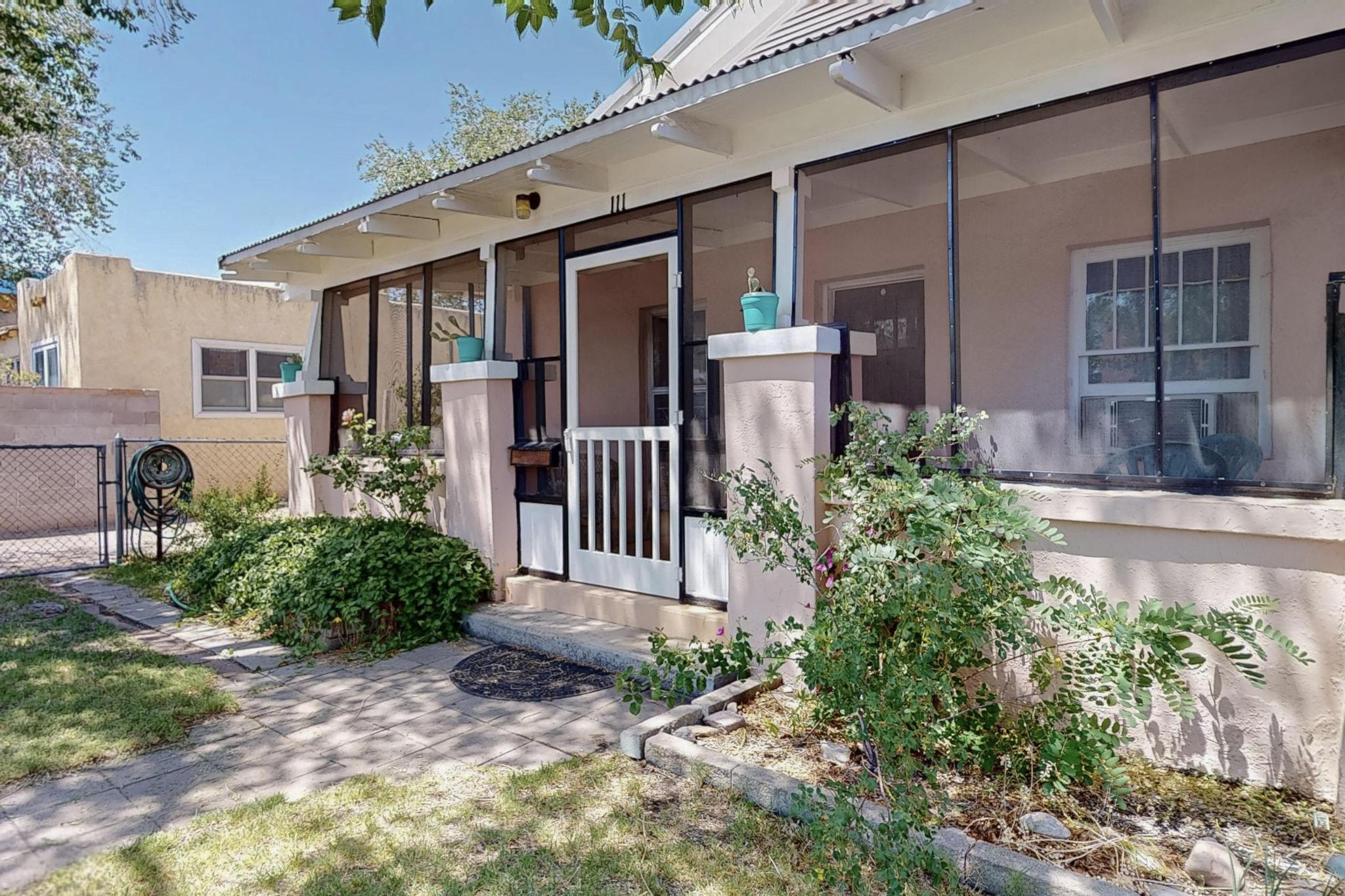 111 COLUMBIA Drive SE