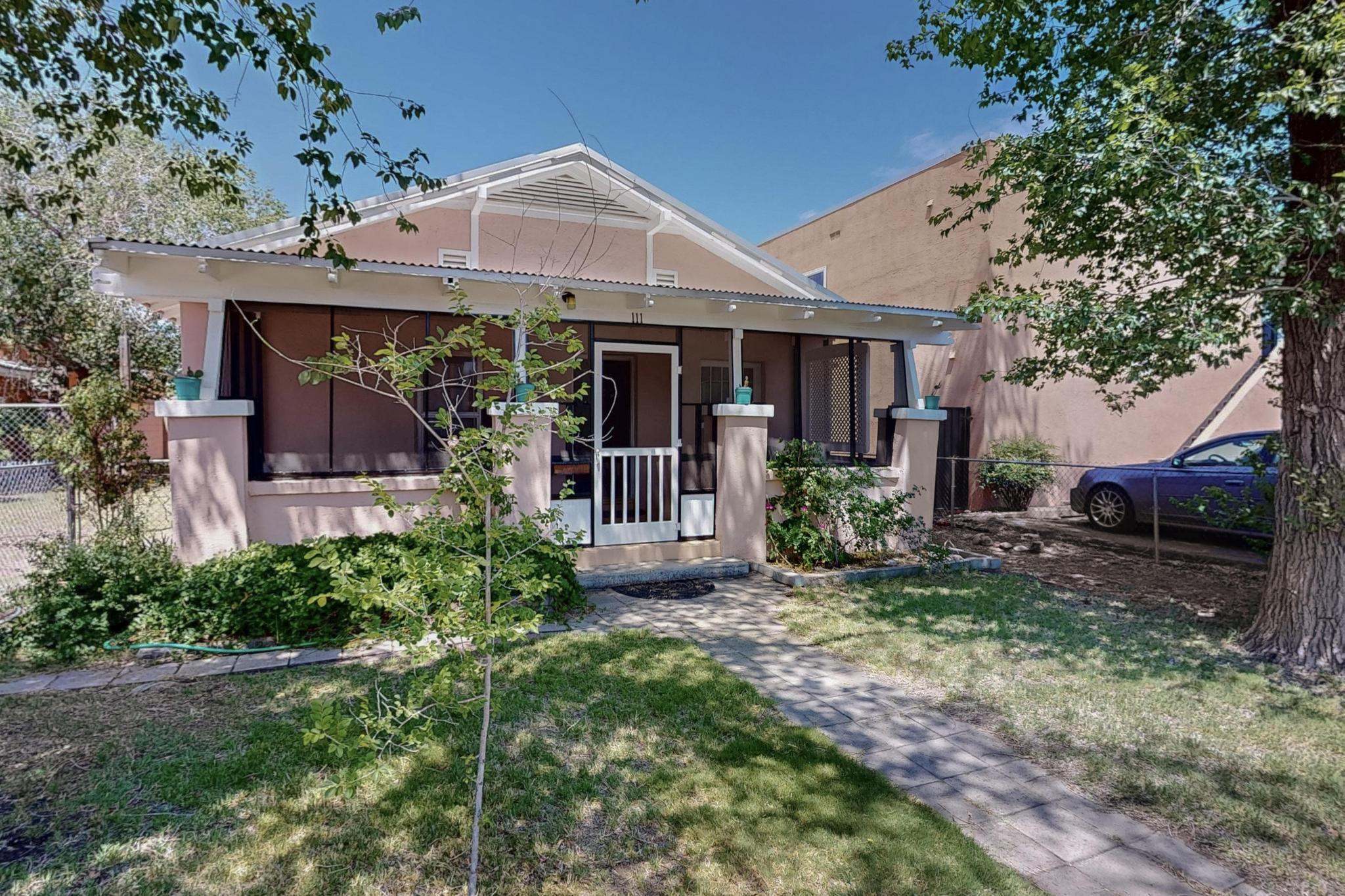 111 COLUMBIA Drive SE