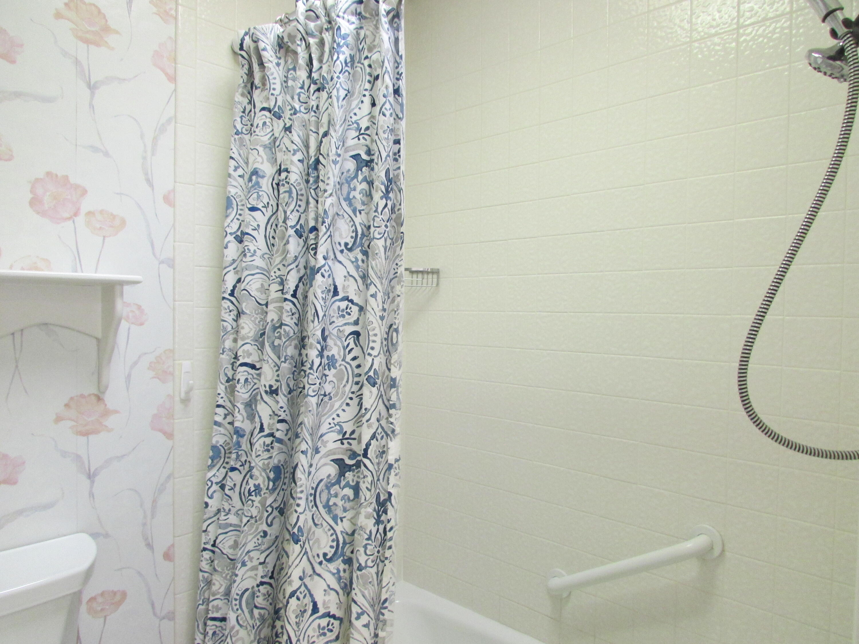 3109 DALLAS Street NE