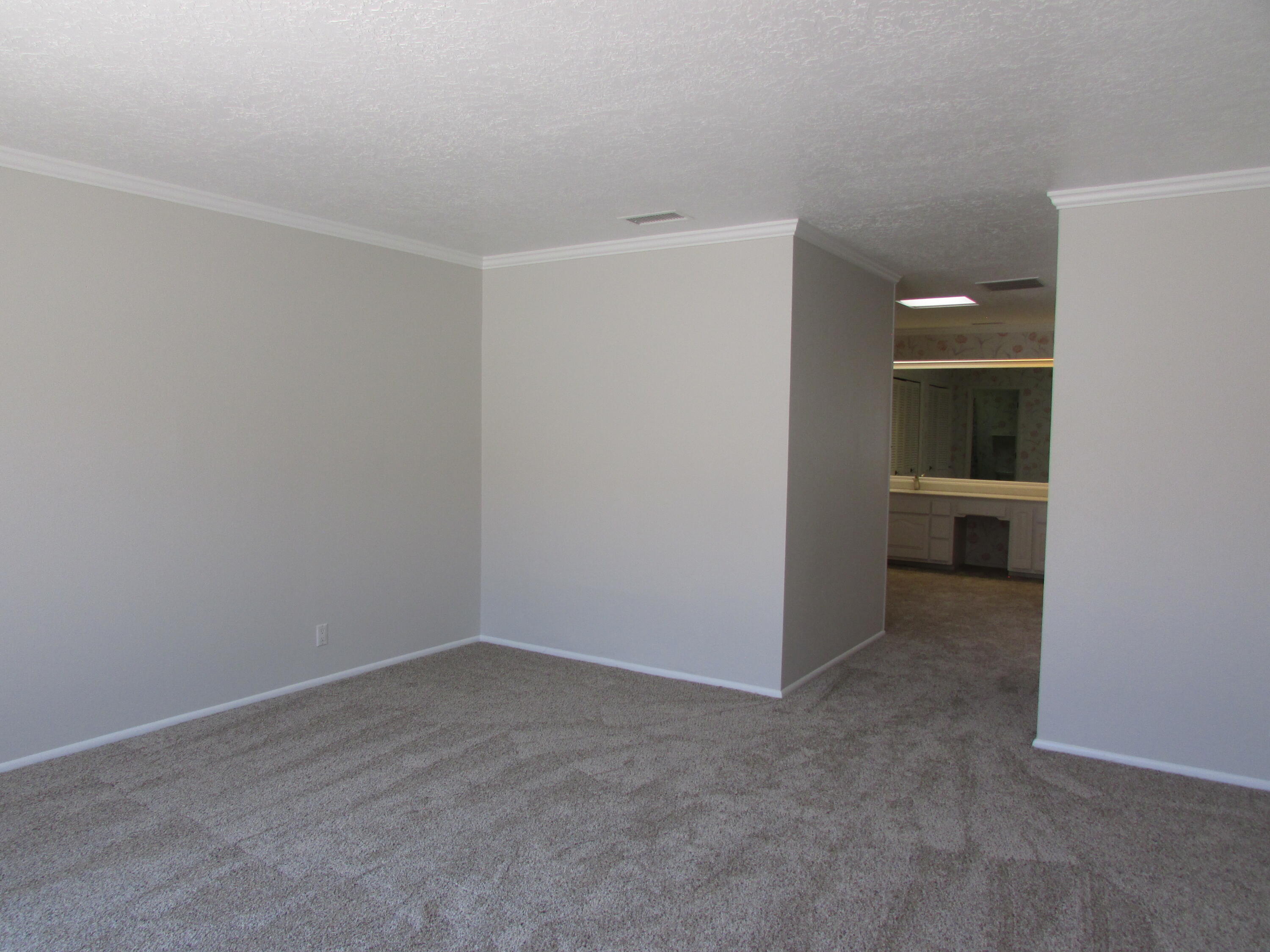 3109 DALLAS Street NE