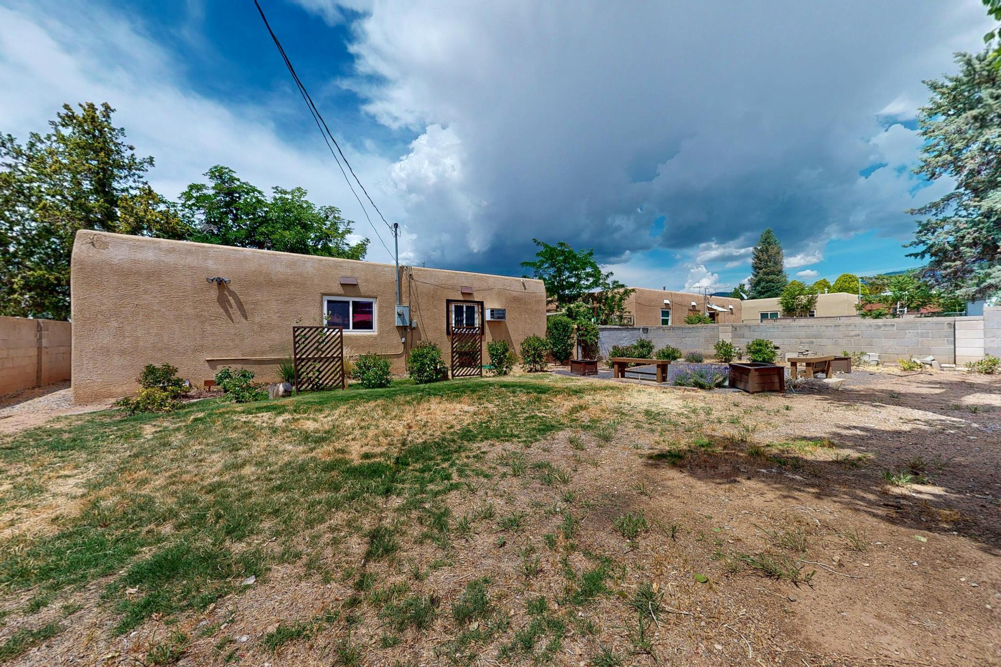 8806 AZTEC Road NE