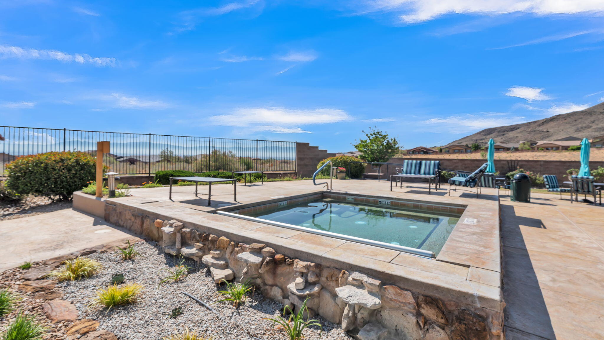 4261 Red River Road SW