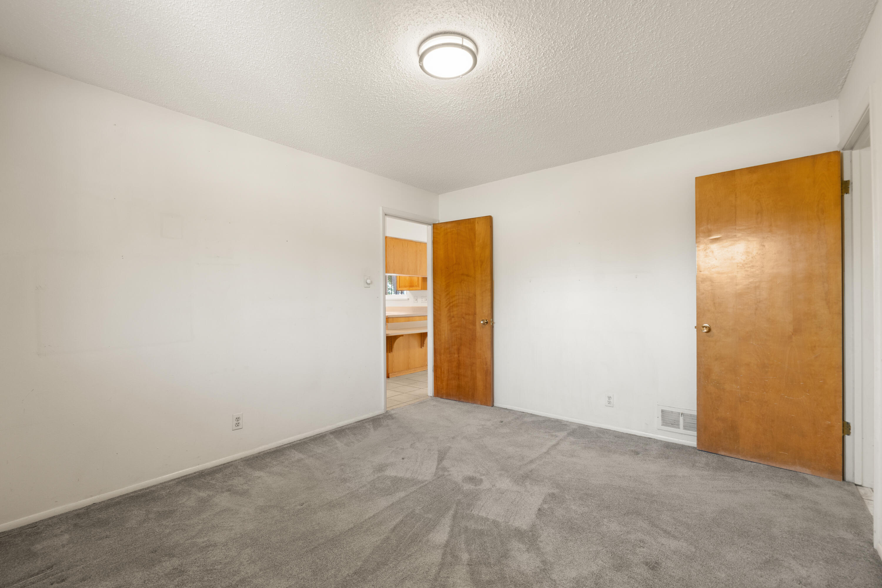 2331 MORROW Road NE
