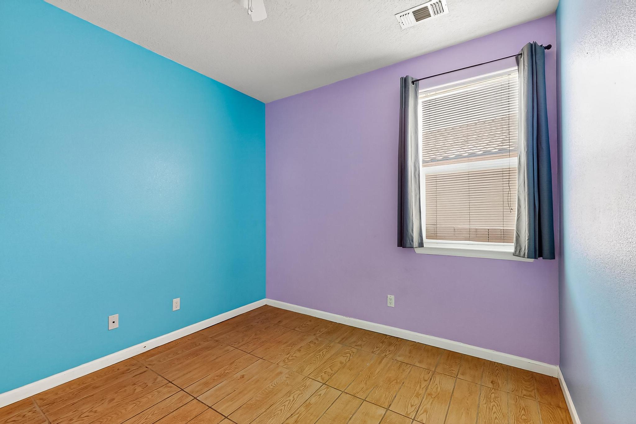 337 LOMA LINDA Loop NE