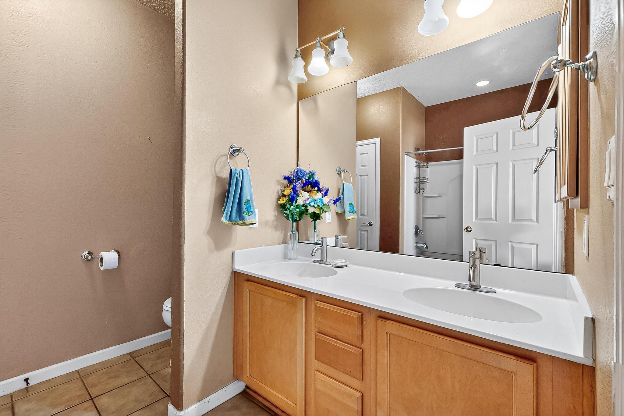 337 LOMA LINDA Loop NE