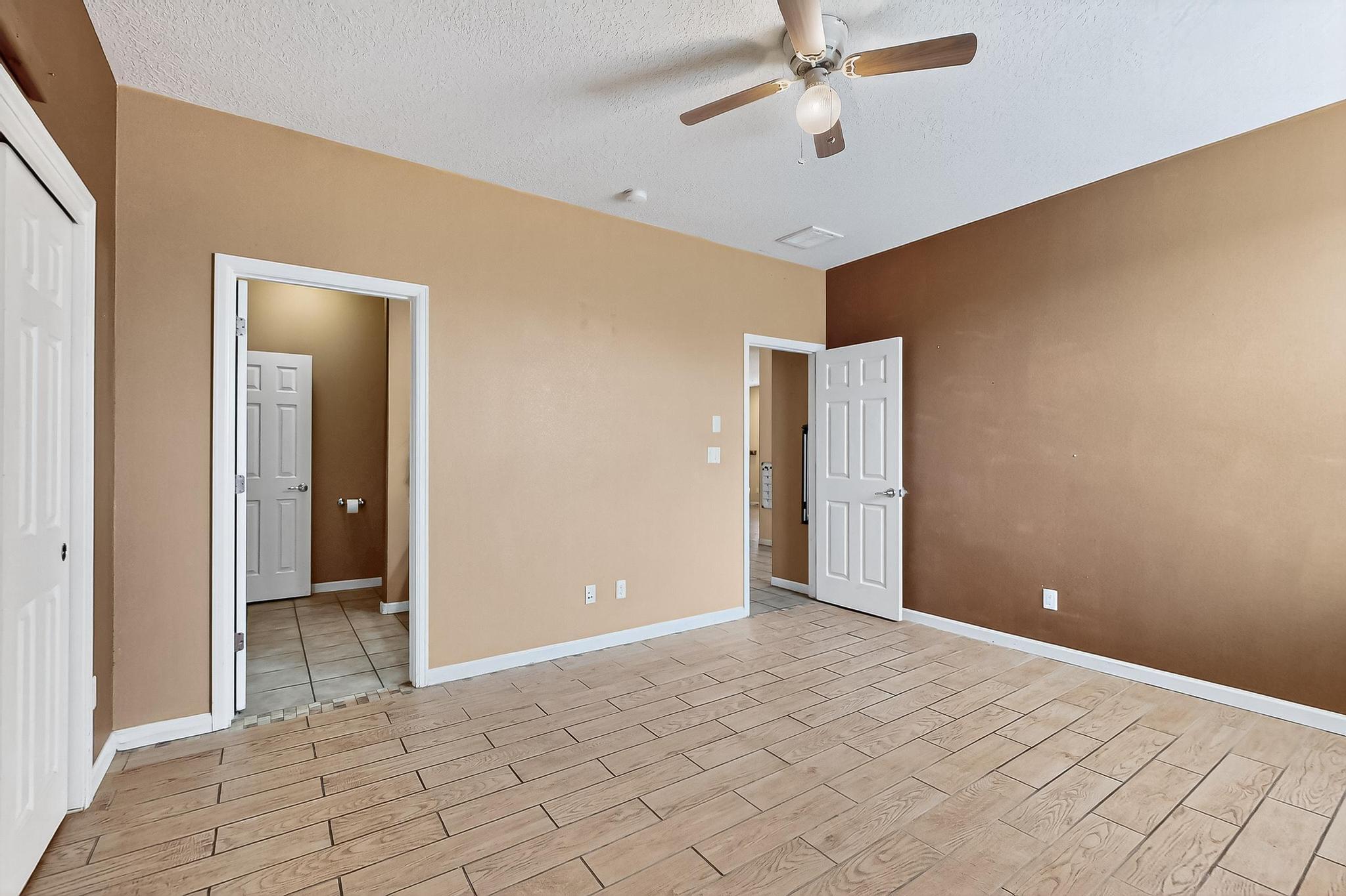 337 LOMA LINDA Loop NE