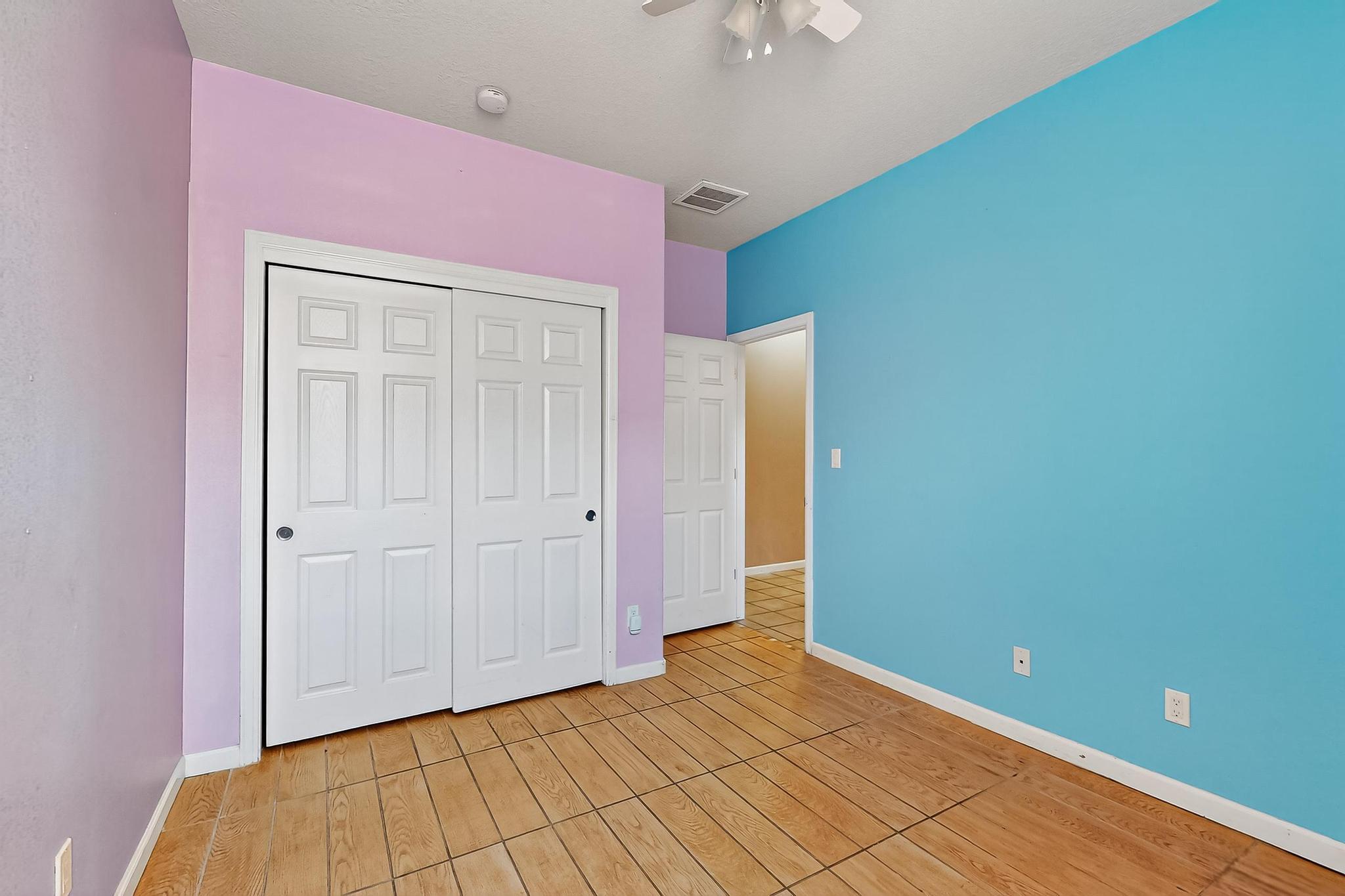 337 LOMA LINDA Loop NE