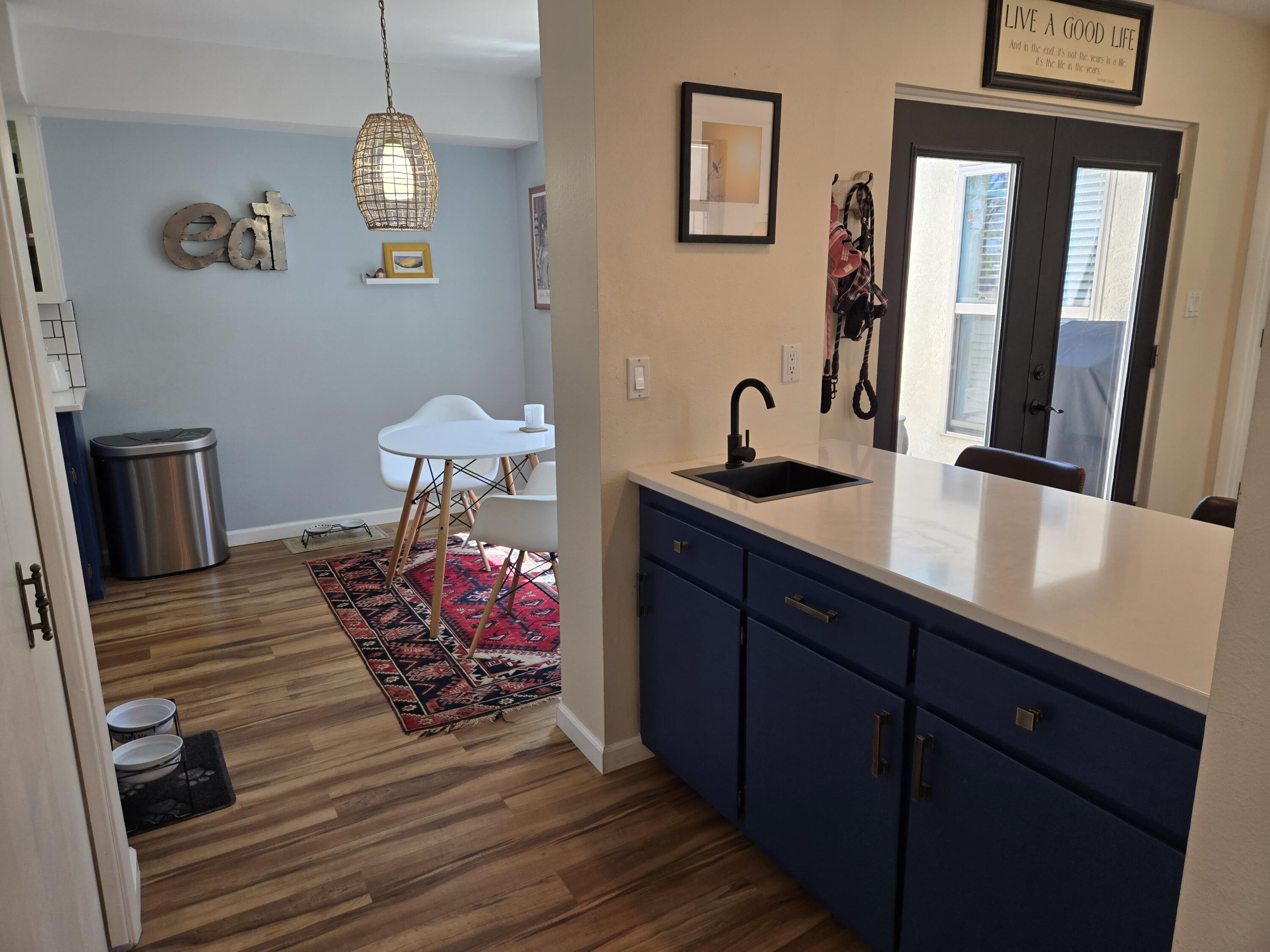 6700 VISTA DEL MONTE NE