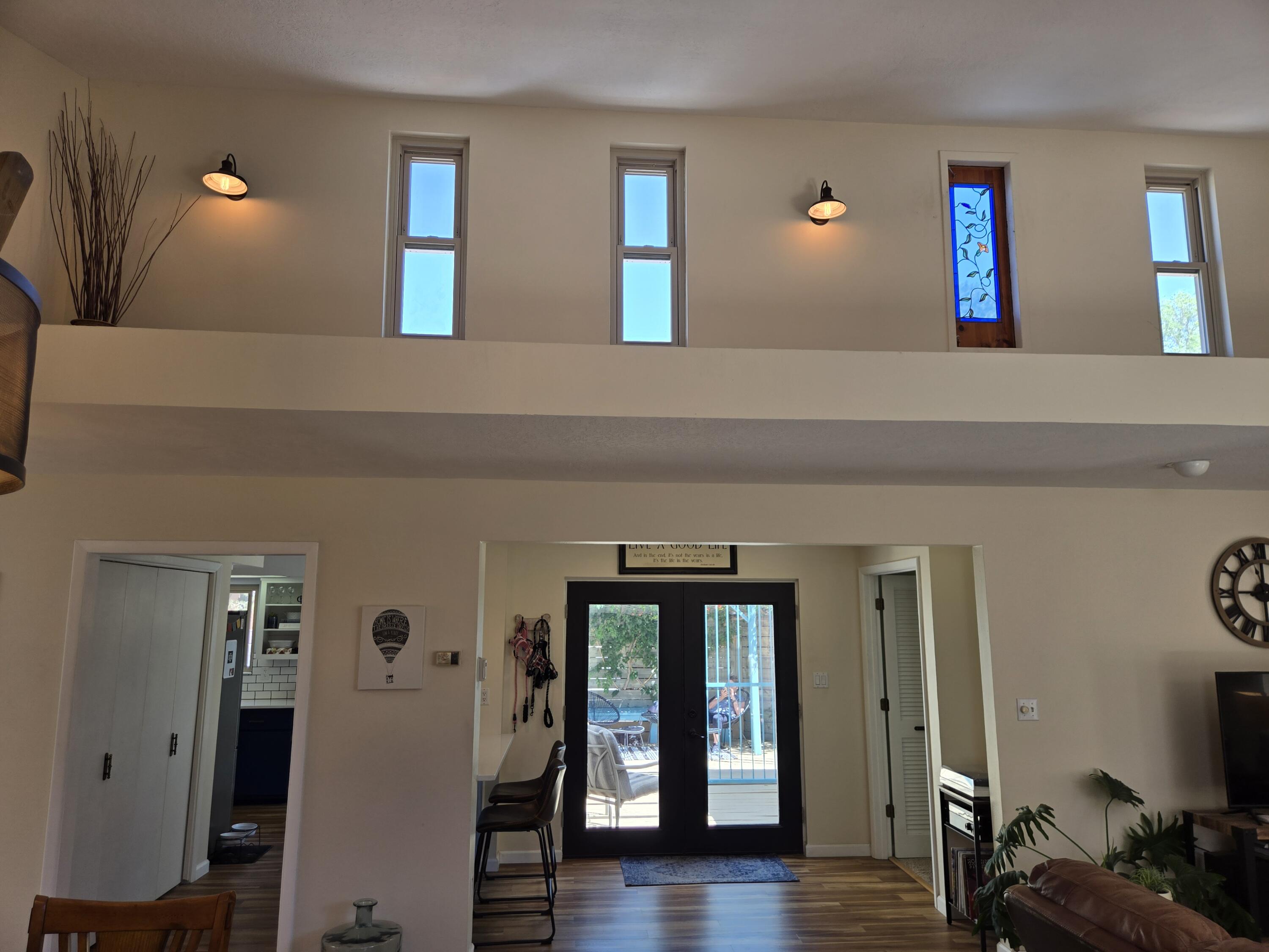 6700 VISTA DEL MONTE NE