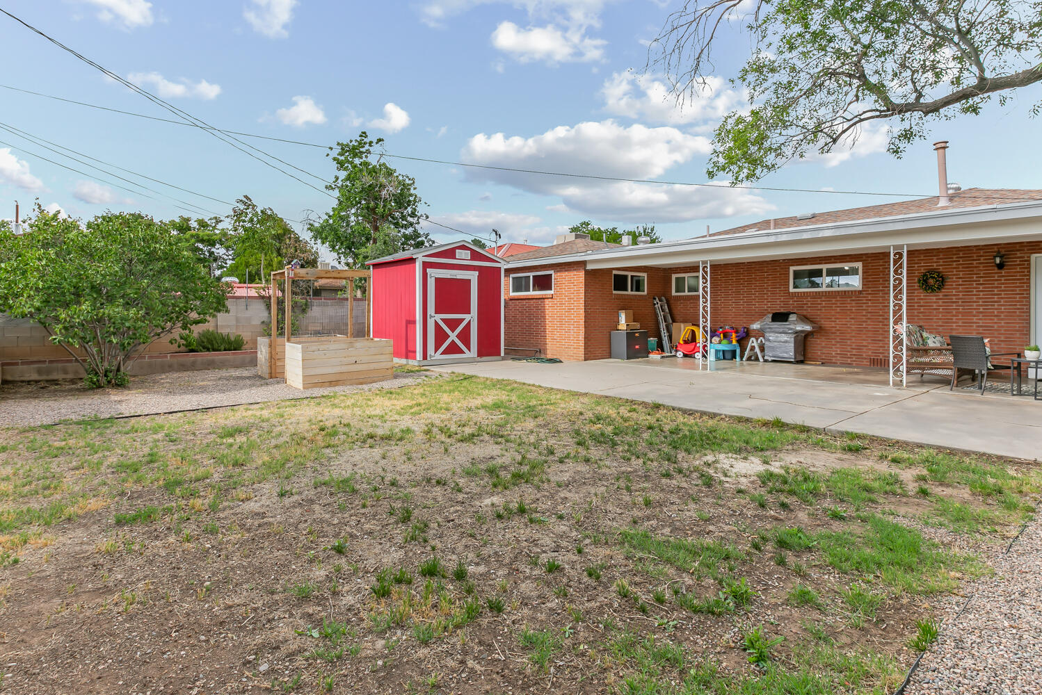 2717 MESILLA Street NE